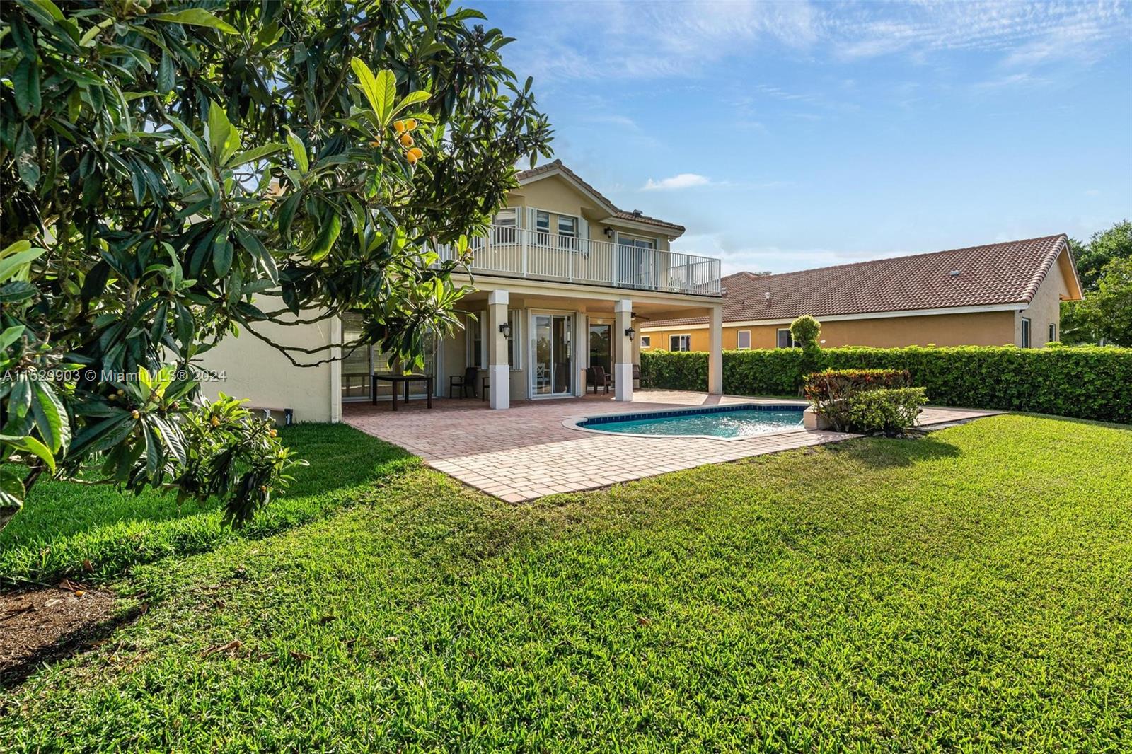 Weston Hills Grand Oaks - Residential Lease