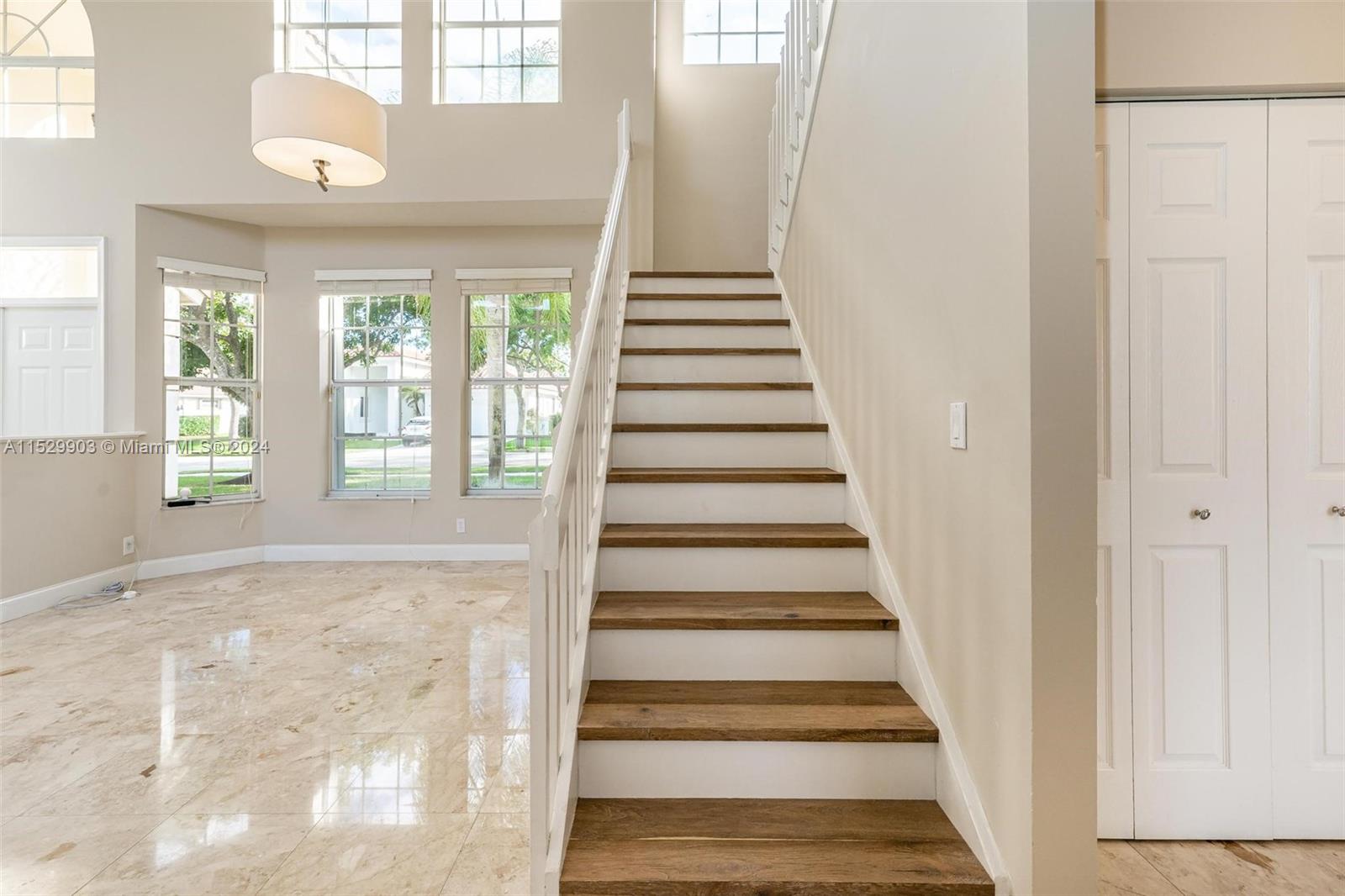 Weston Hills Grand Oaks - Residential Lease