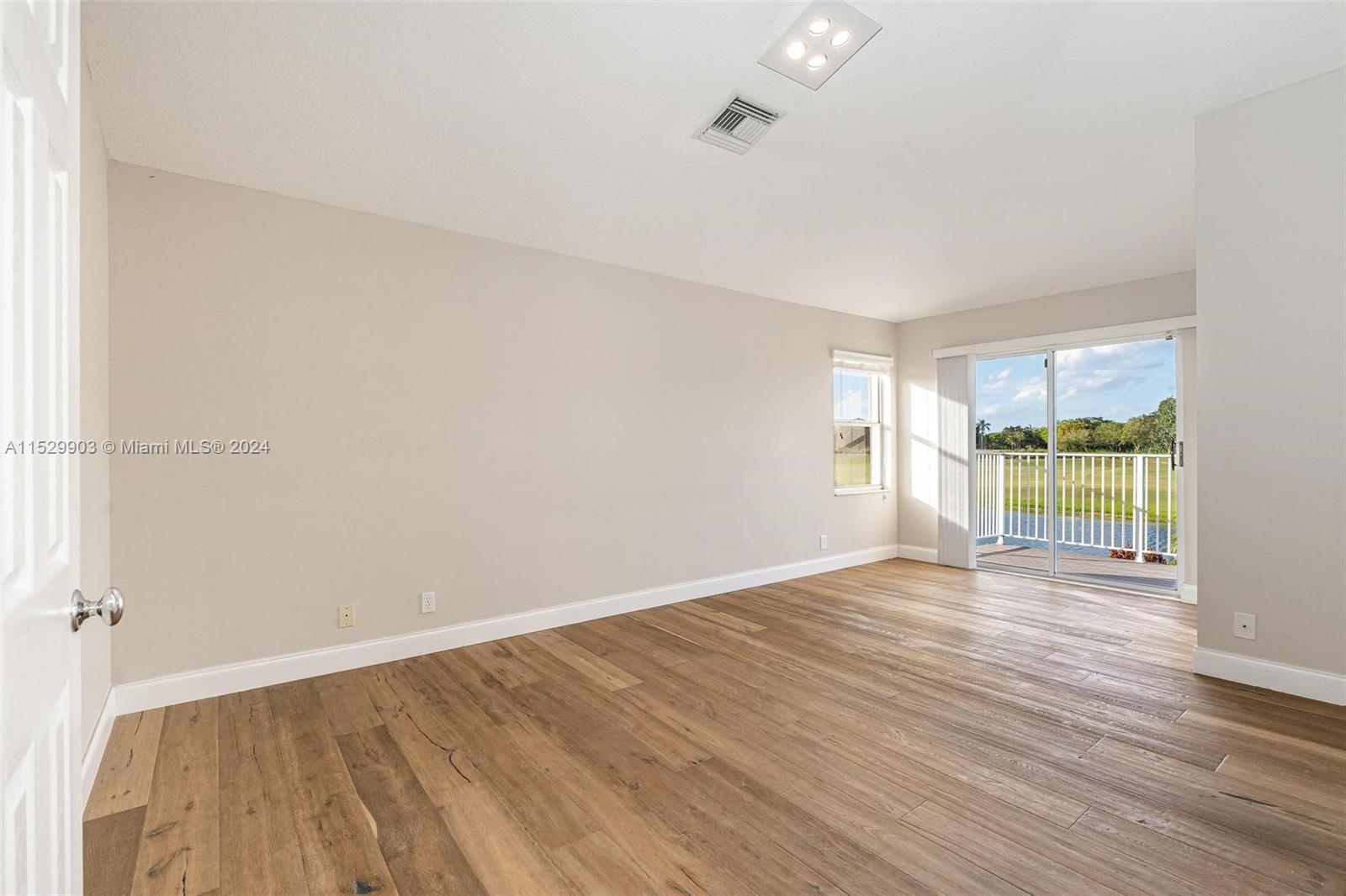 Weston Hills Grand Oaks - Residential Lease