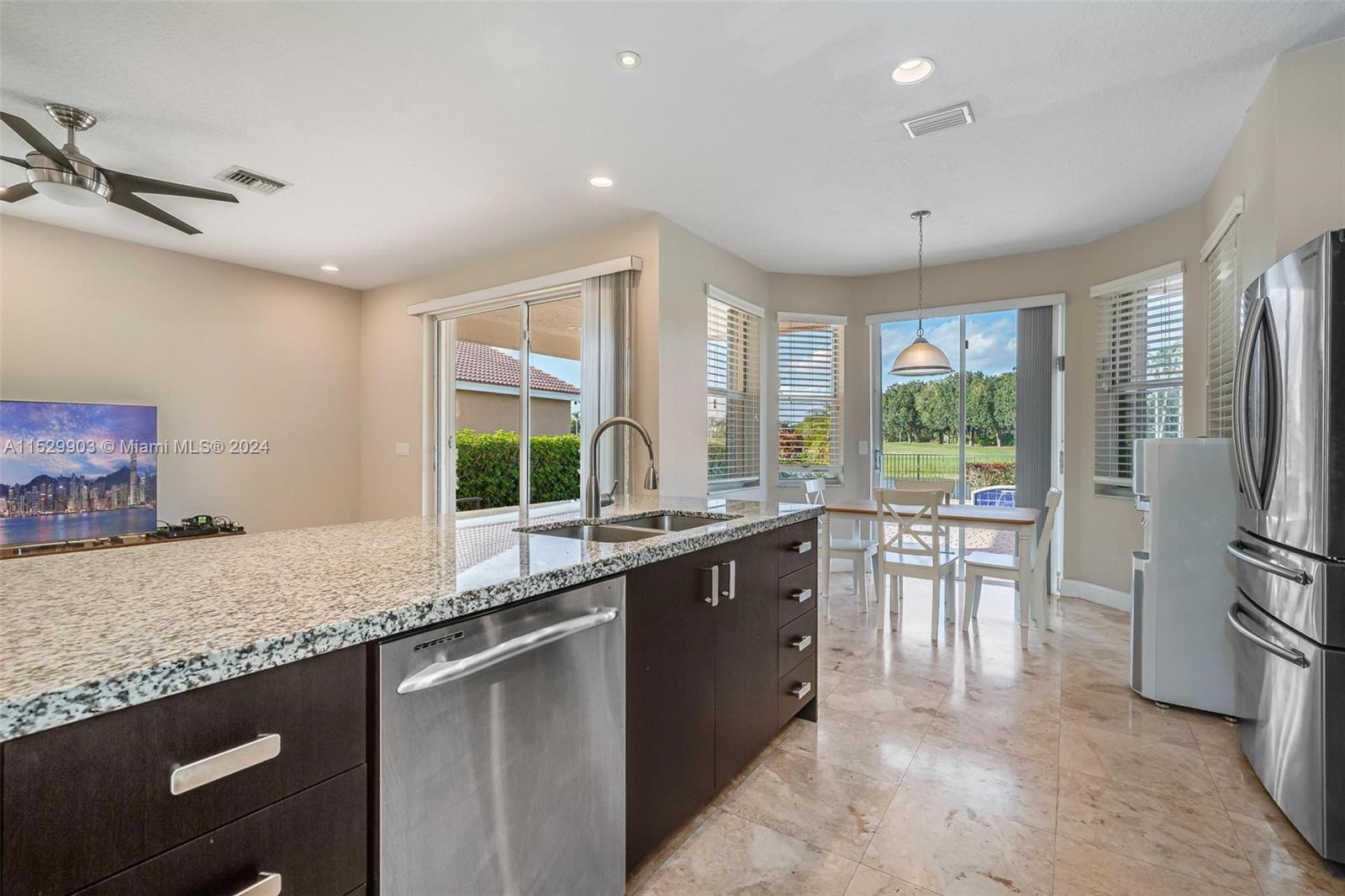 Weston Hills Grand Oaks - Residential Lease