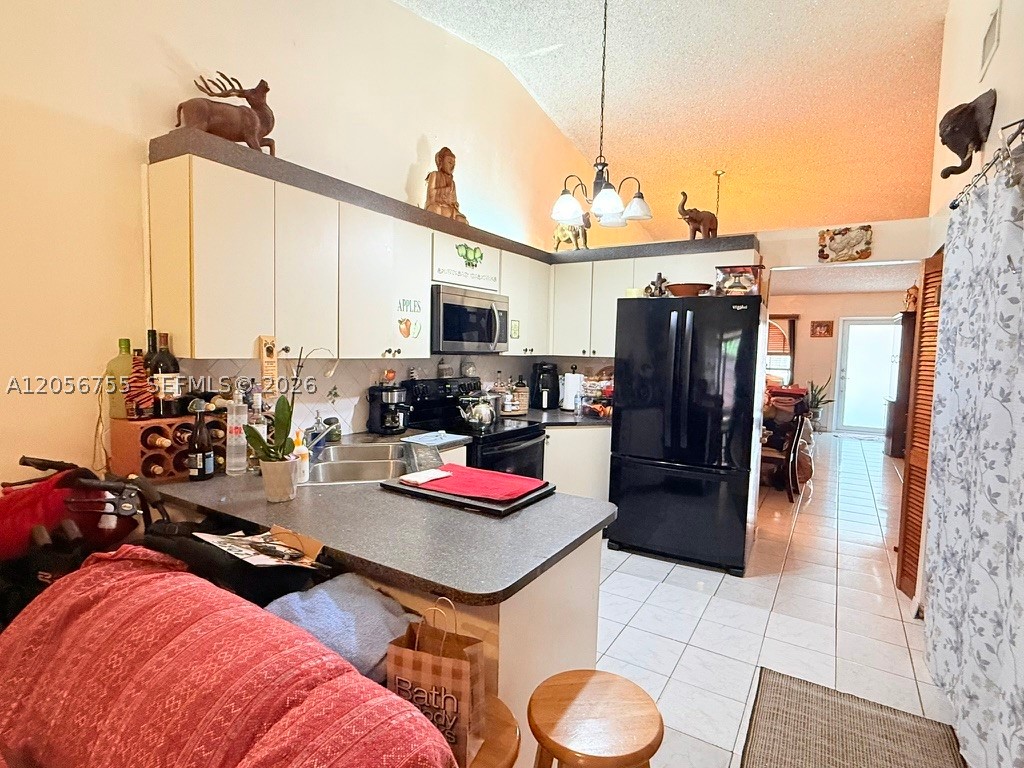 MICHELLE JARDINS - Residential