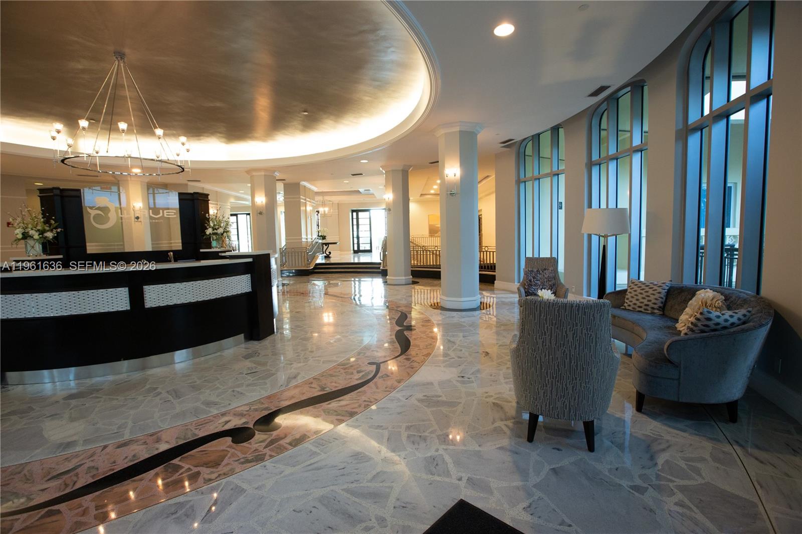 WAVE CONDO - Residential
