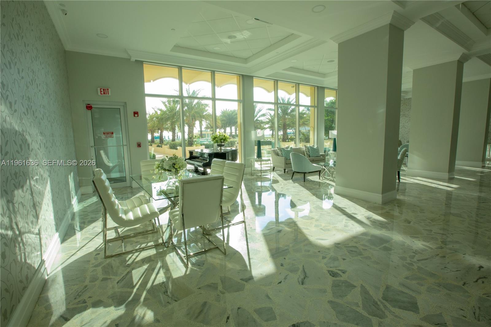 WAVE CONDO - Residential