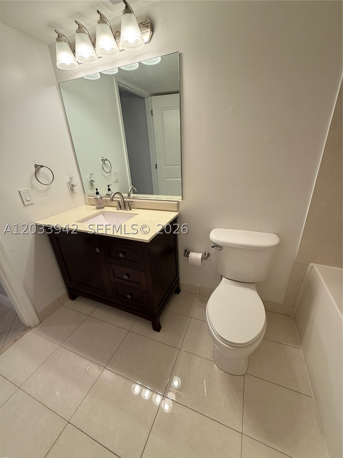 PLATINUM CONDO - Residential Lease