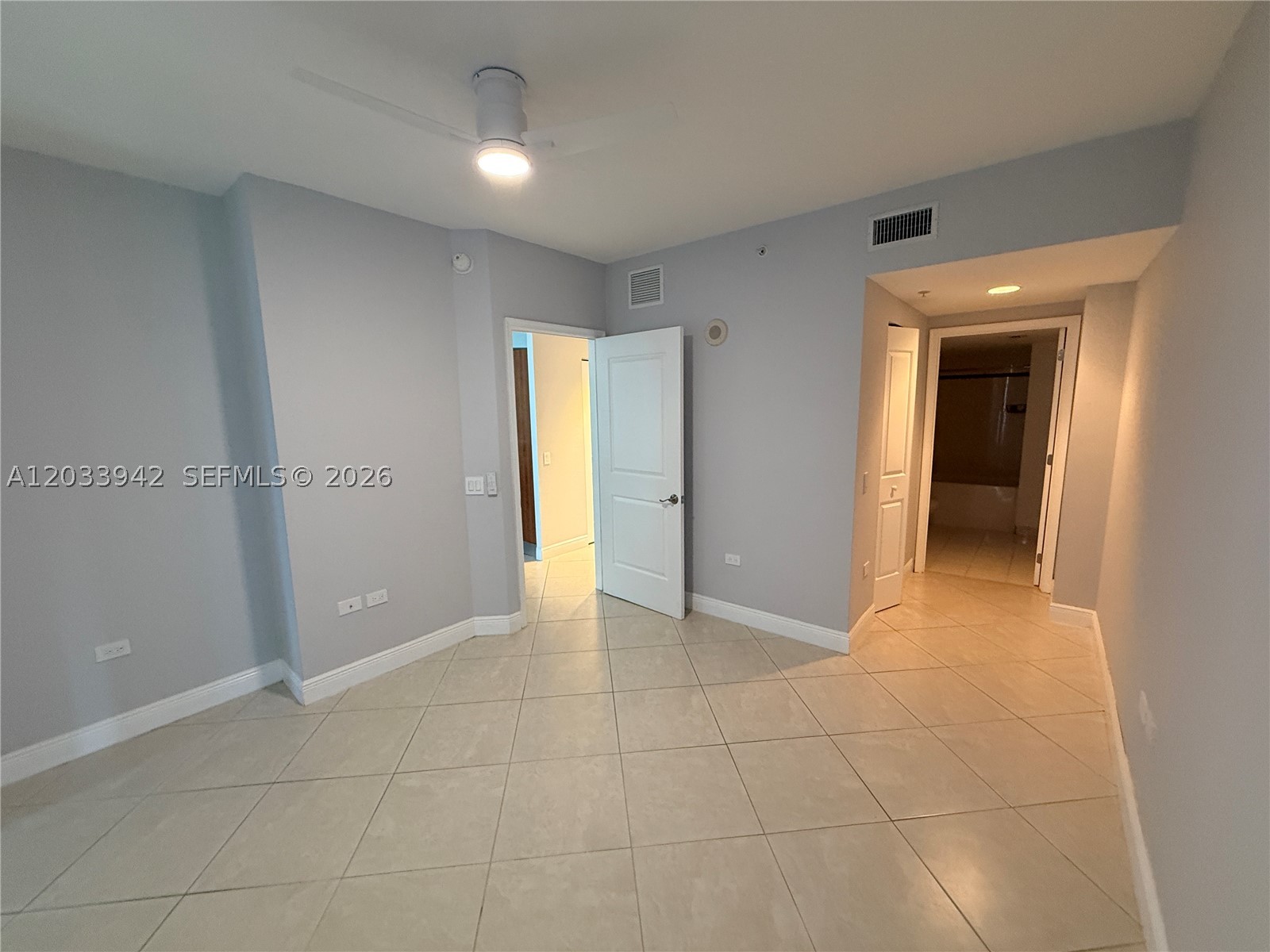 PLATINUM CONDO - Residential Lease