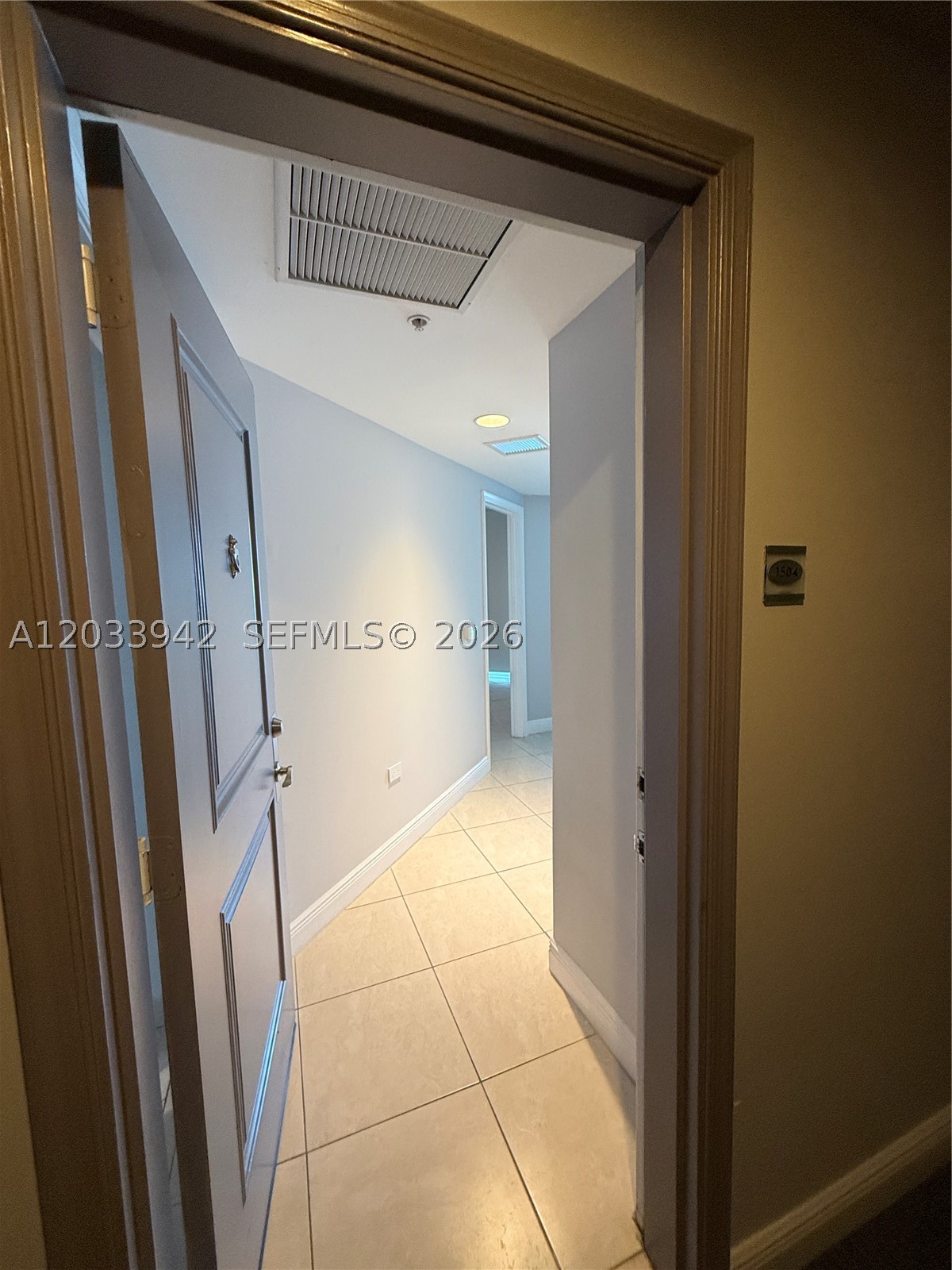 PLATINUM CONDO - Residential Lease