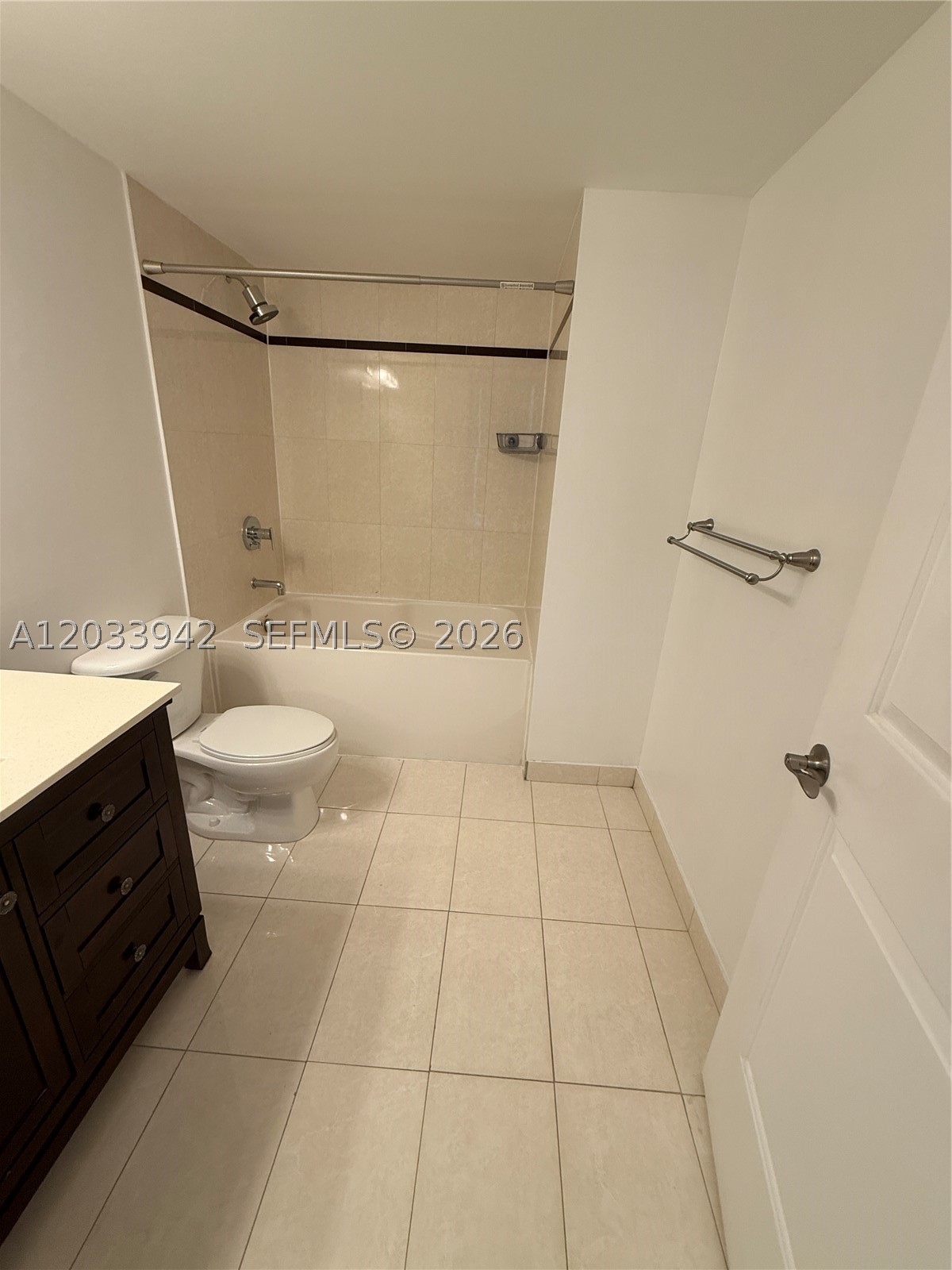 PLATINUM CONDO - Residential Lease