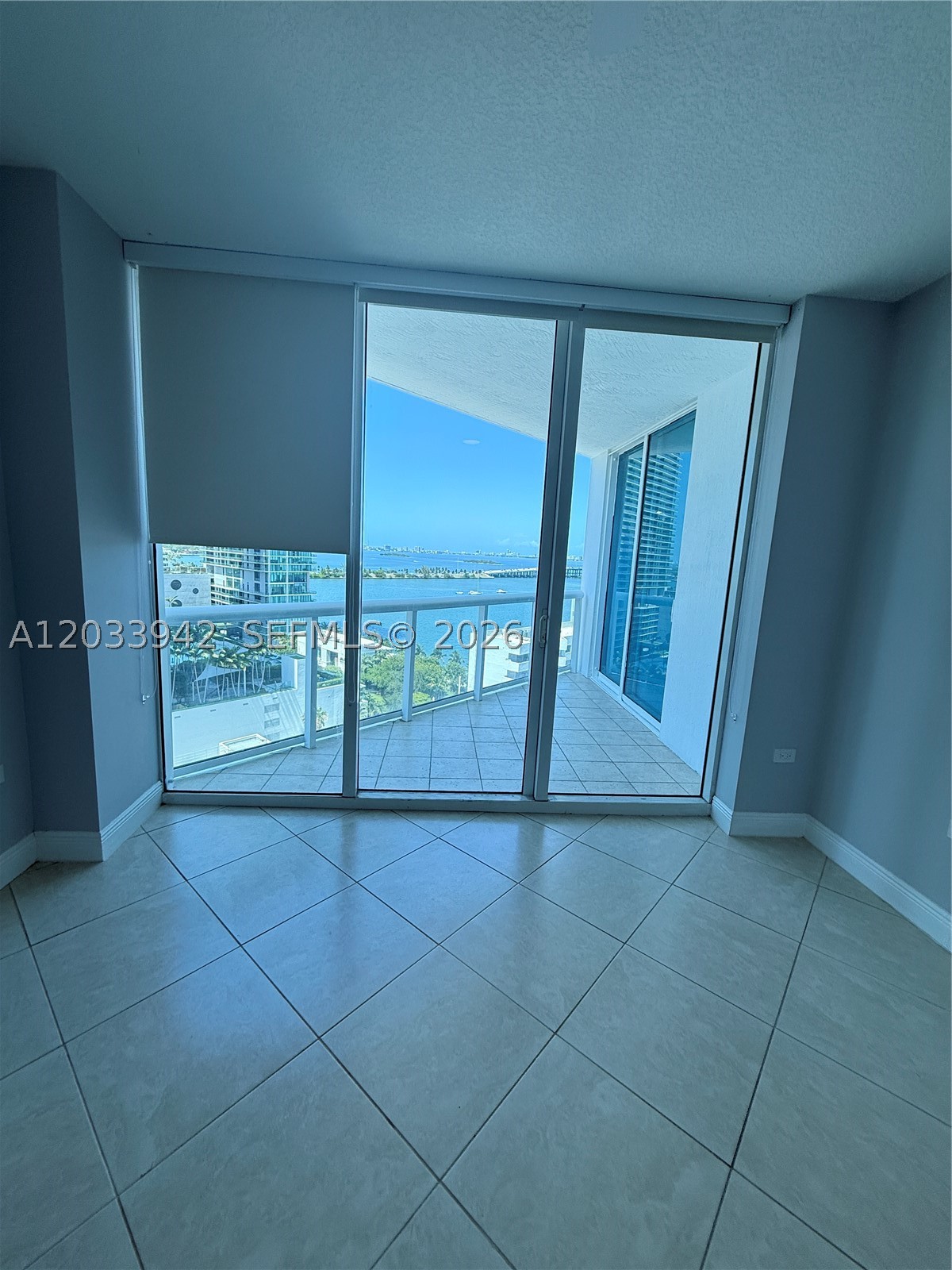 PLATINUM CONDO - Residential Lease