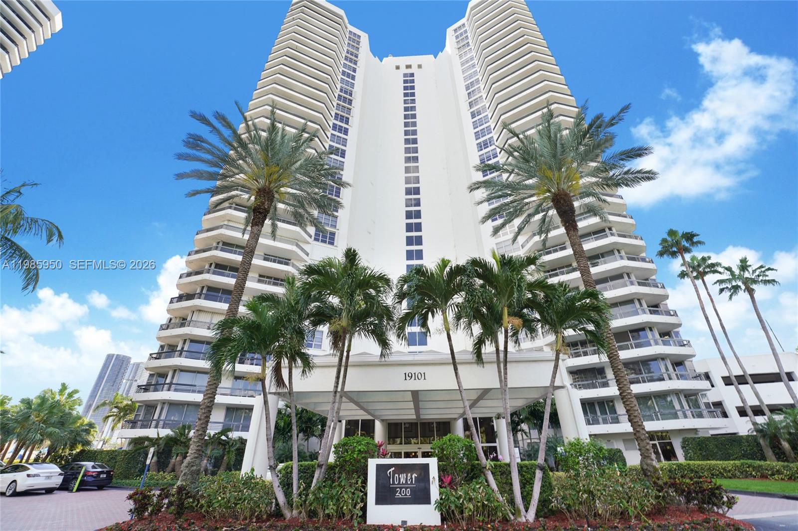 MYSTIC POINTE CONDO NO TH - Residential