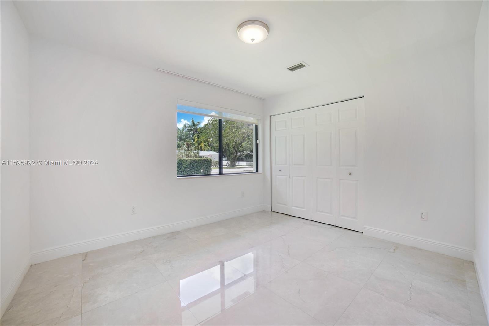 RIVIERA ESTATES 2ND ADDN - Residential Lease