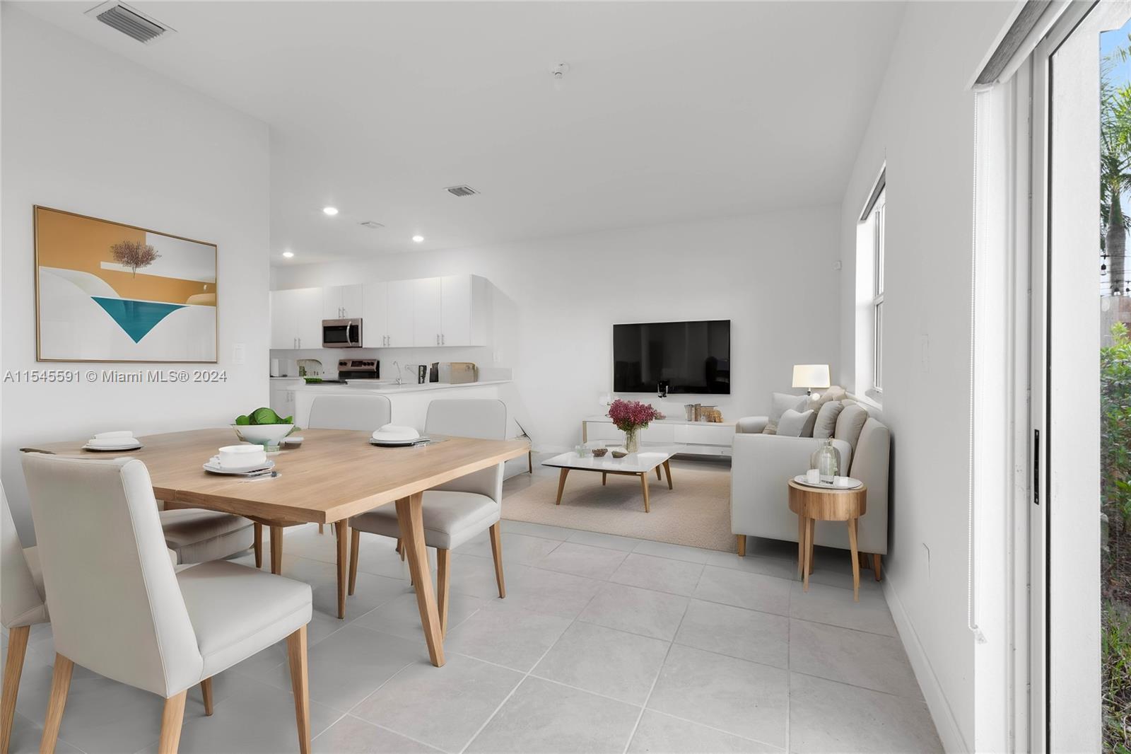 KEYS-GATE NO 1 - Residential Lease