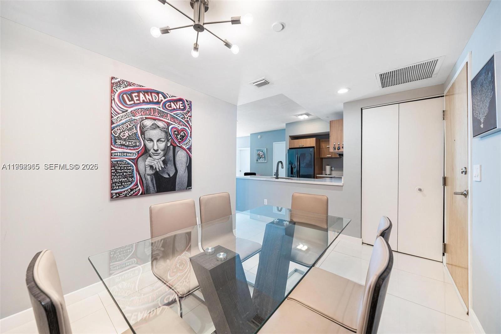 WIND CONDO - Residential