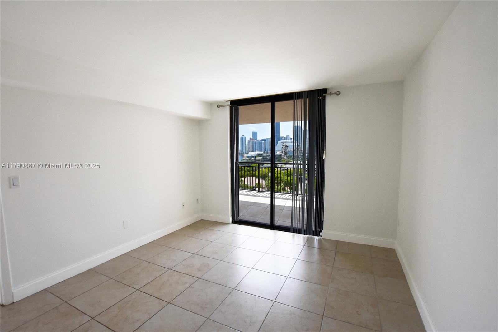 BRICKELL KEY II - Residential Lease
