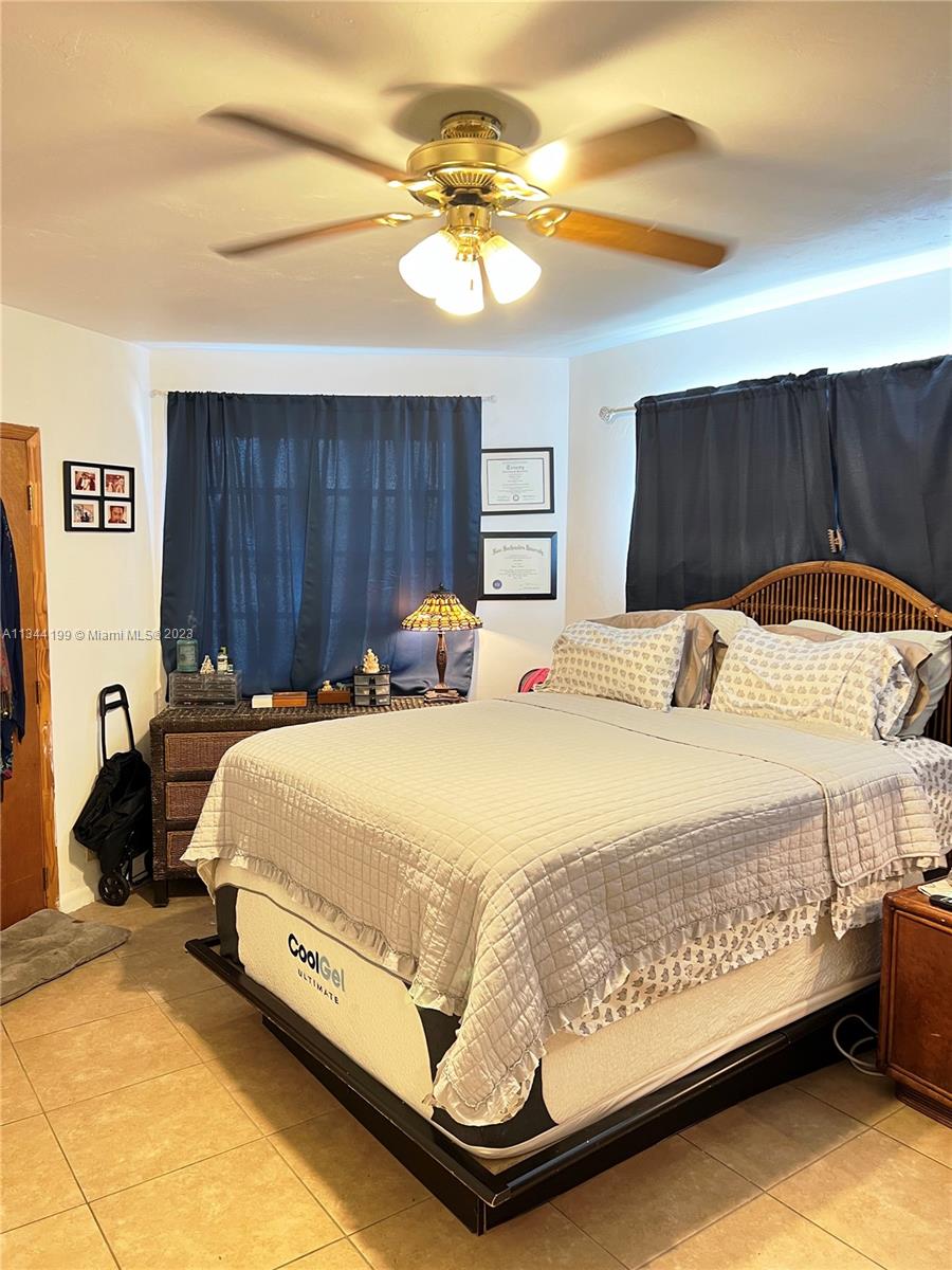 SKY LAKE GARDENS NO 2 CON - Residential