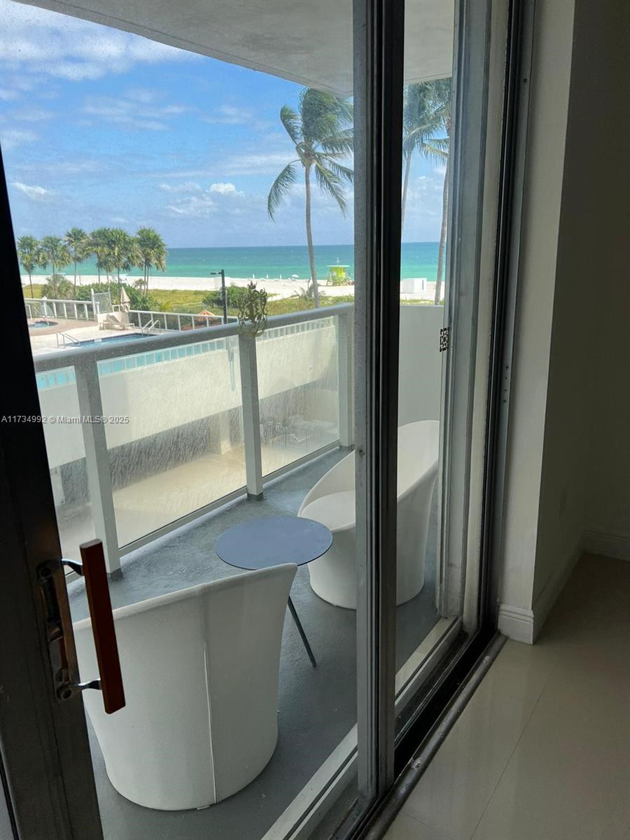 ARLEN BEACH CONDO - Residential Lease