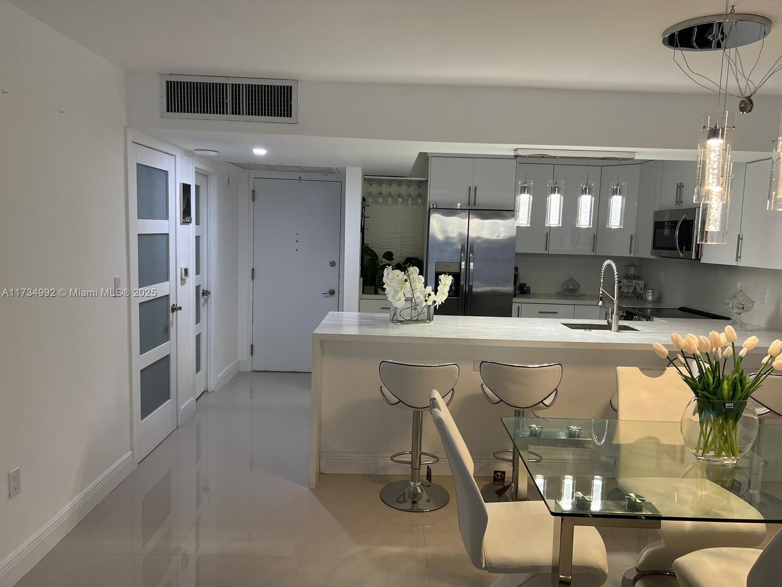 ARLEN BEACH CONDO - Residential Lease