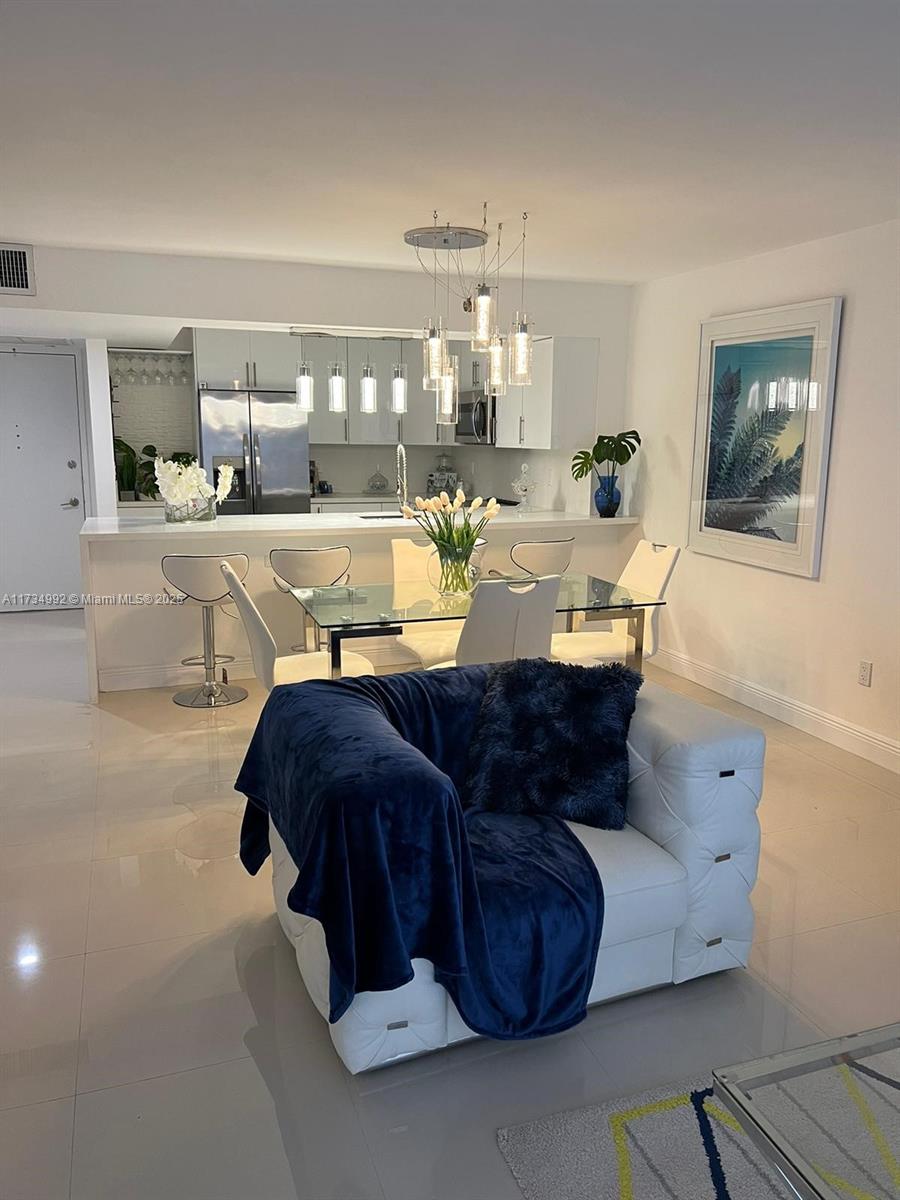 ARLEN BEACH CONDO - Residential Lease
