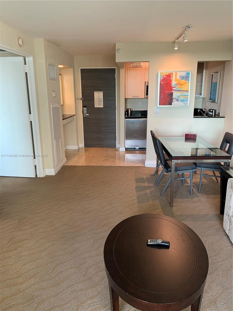 A beautiful one bed one bath unit right on the intercostal with an easy walk to the beach, Galleria mall, or restaurants. This unit is available to rent 365 days per year or could be enjoyed for yourself using the hotel amenities and services. As well as, being used as an investment property for guests in a perfect location central to all that Fort Lauderdale has to offer. Not only do you have the view of the beautiful intercostal waterway, there's a pool, fitness center, Starbucks, bar, and restaurant for all to enjoy.