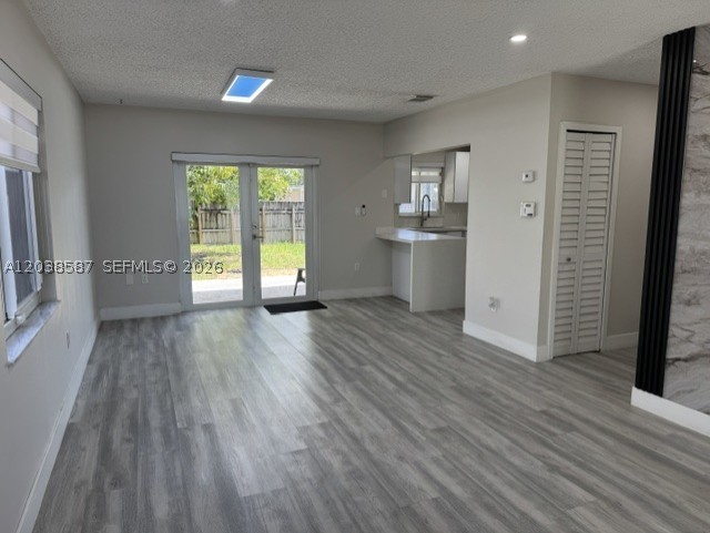 SUNLAND PARK SECTION 2 - Residential