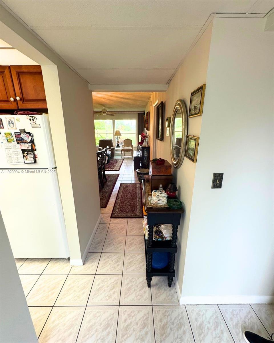 ORIOLE GOLF & TENNIS CLUB - Residential