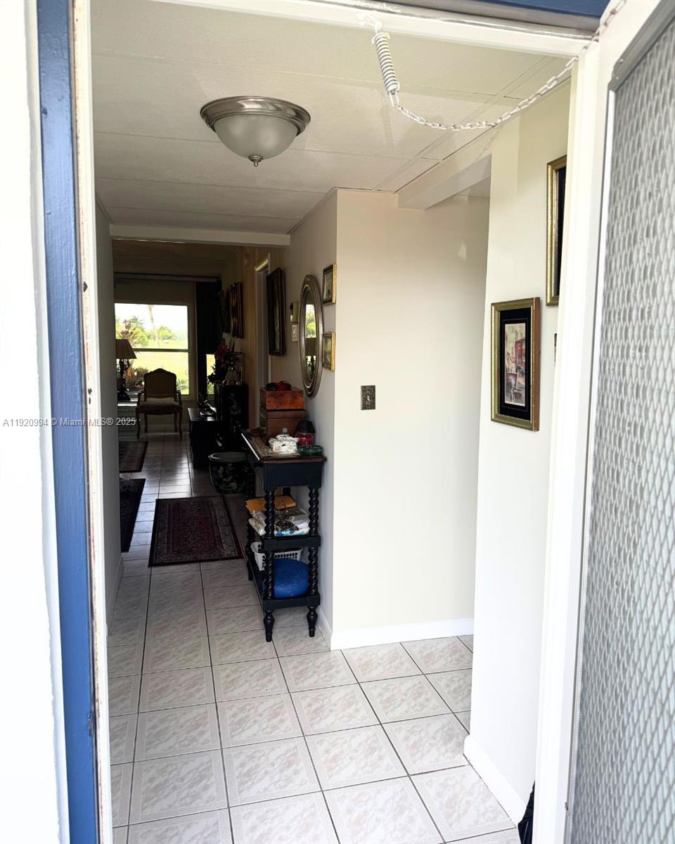 ORIOLE GOLF & TENNIS CLUB - Residential