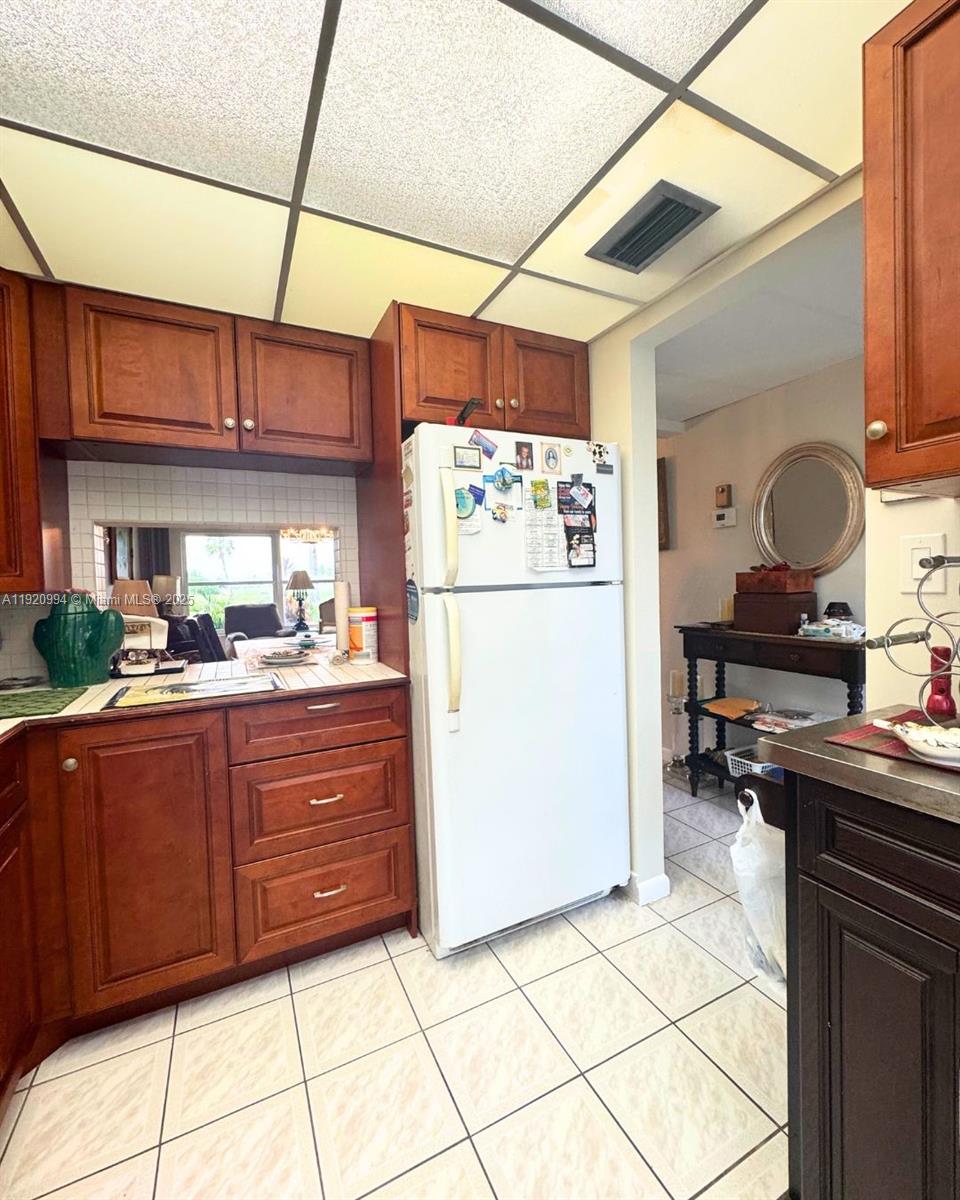 ORIOLE GOLF & TENNIS CLUB - Residential
