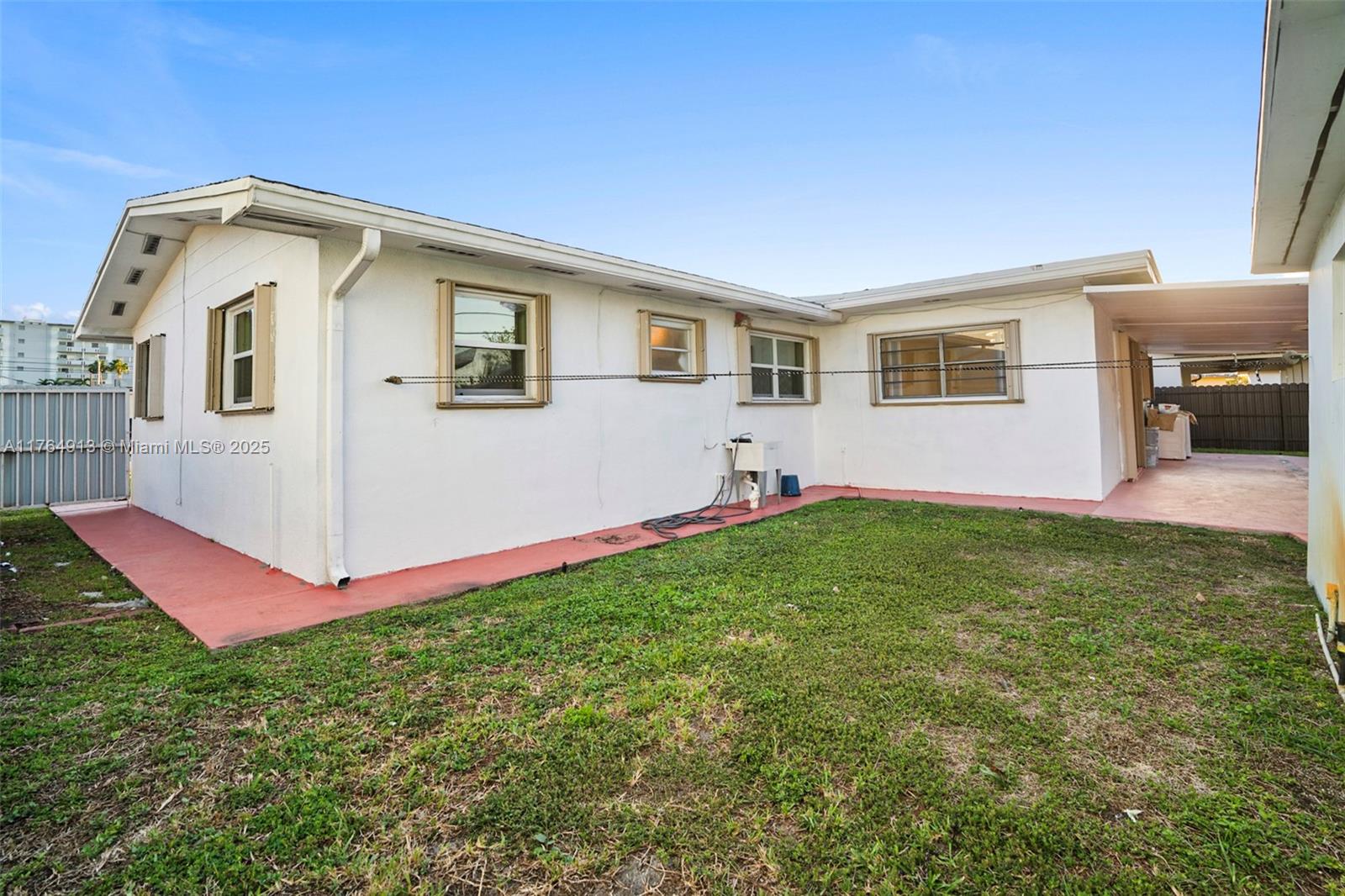 PALM SPRINGS SUB SEC 3 5T - Residential