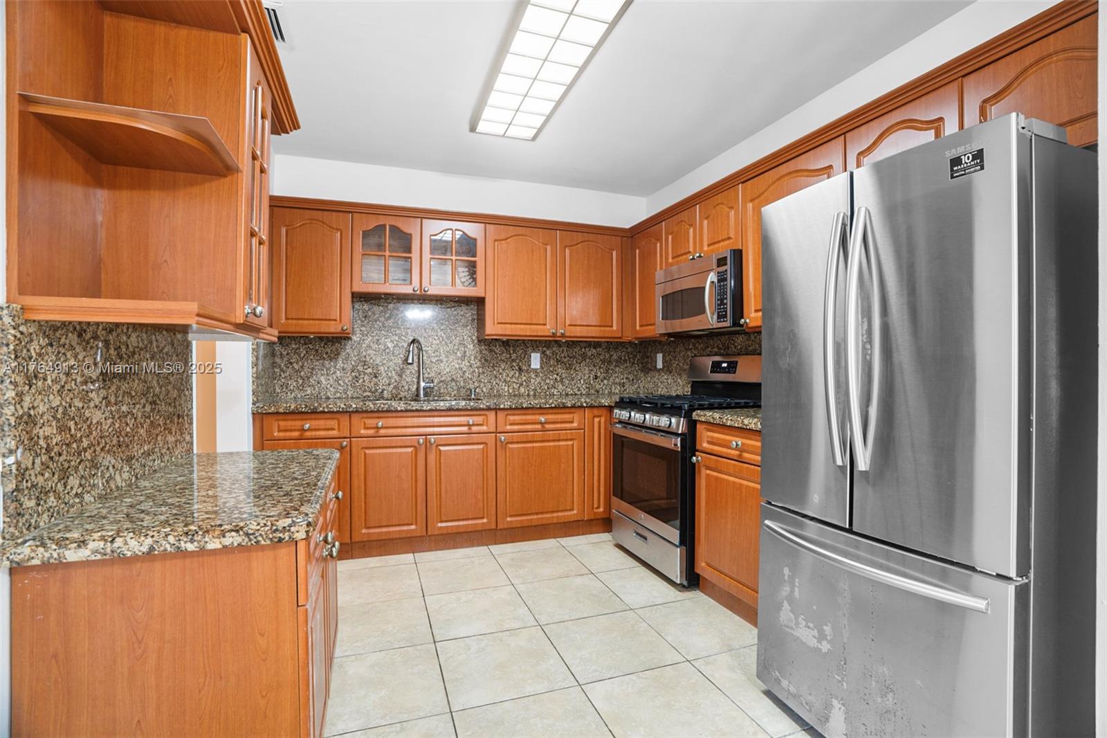 PALM SPRINGS SUB SEC 3 5T - Residential