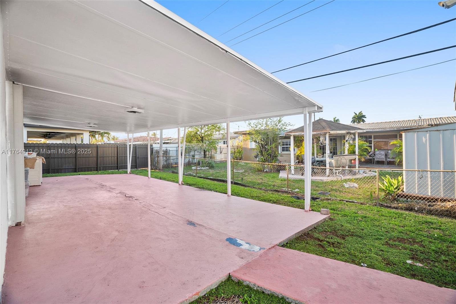 PALM SPRINGS SUB SEC 3 5T - Residential