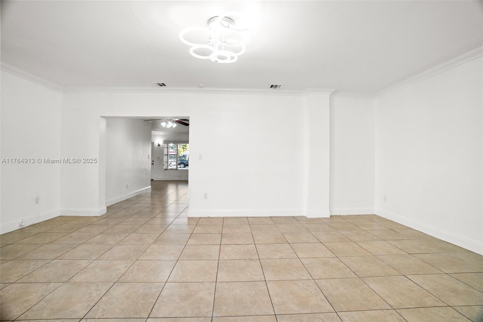 PALM SPRINGS SUB SEC 3 5T - Residential