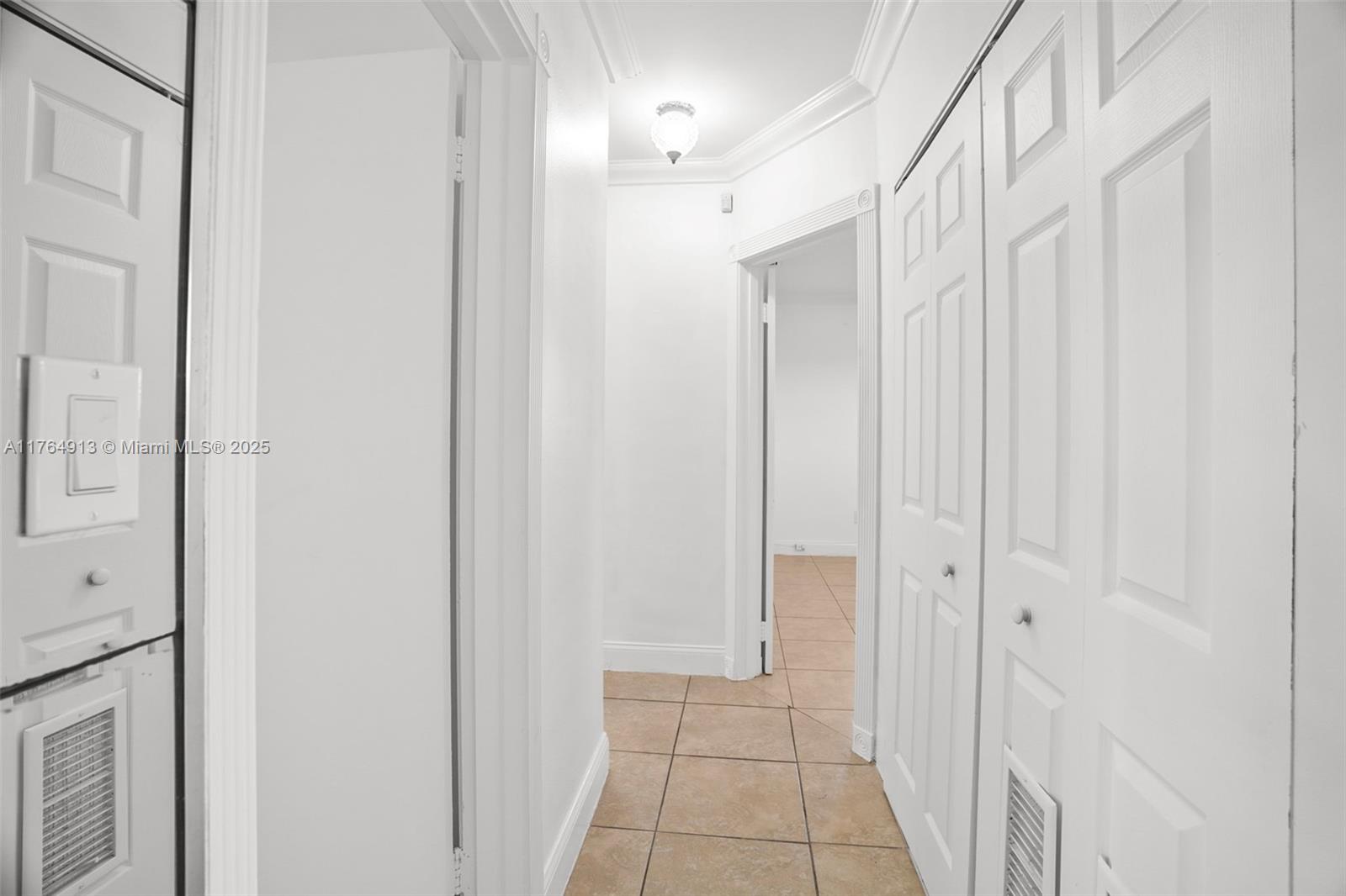 PALM SPRINGS SUB SEC 3 5T - Residential