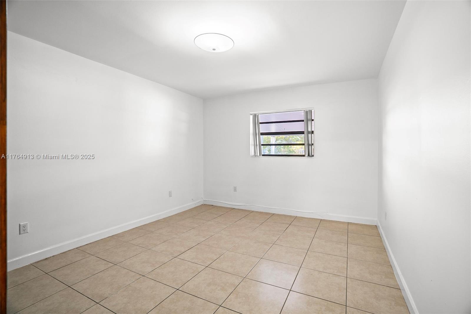 PALM SPRINGS SUB SEC 3 5T - Residential