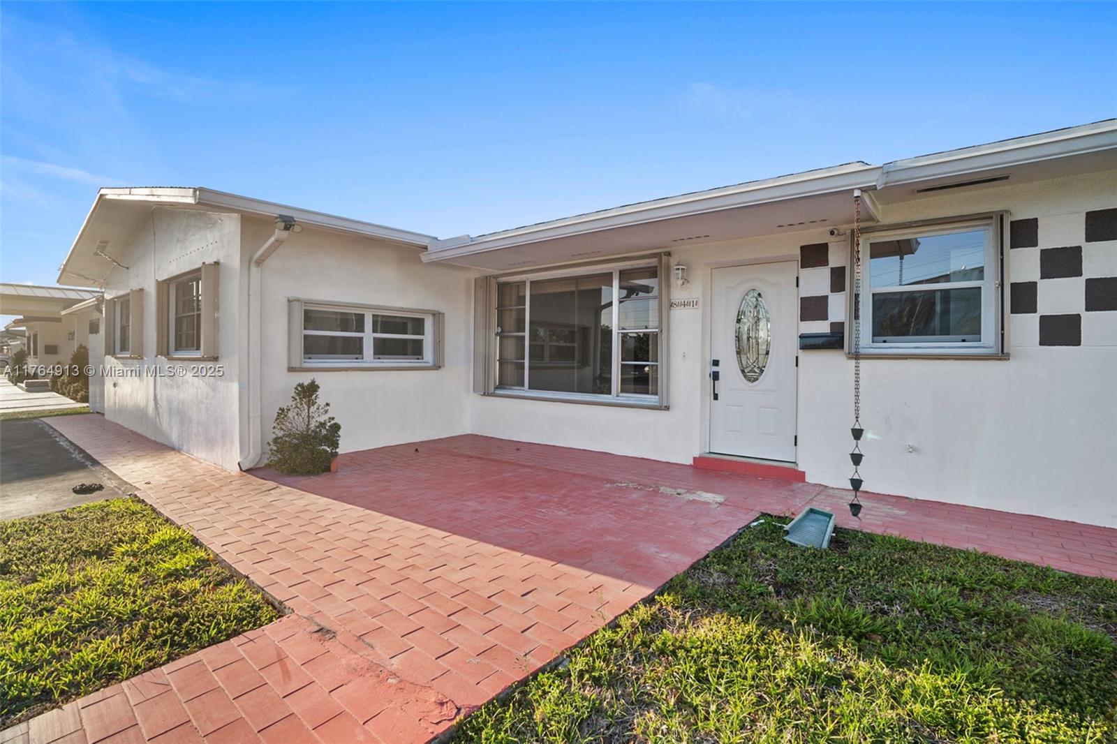 PALM SPRINGS SUB SEC 3 5T - Residential