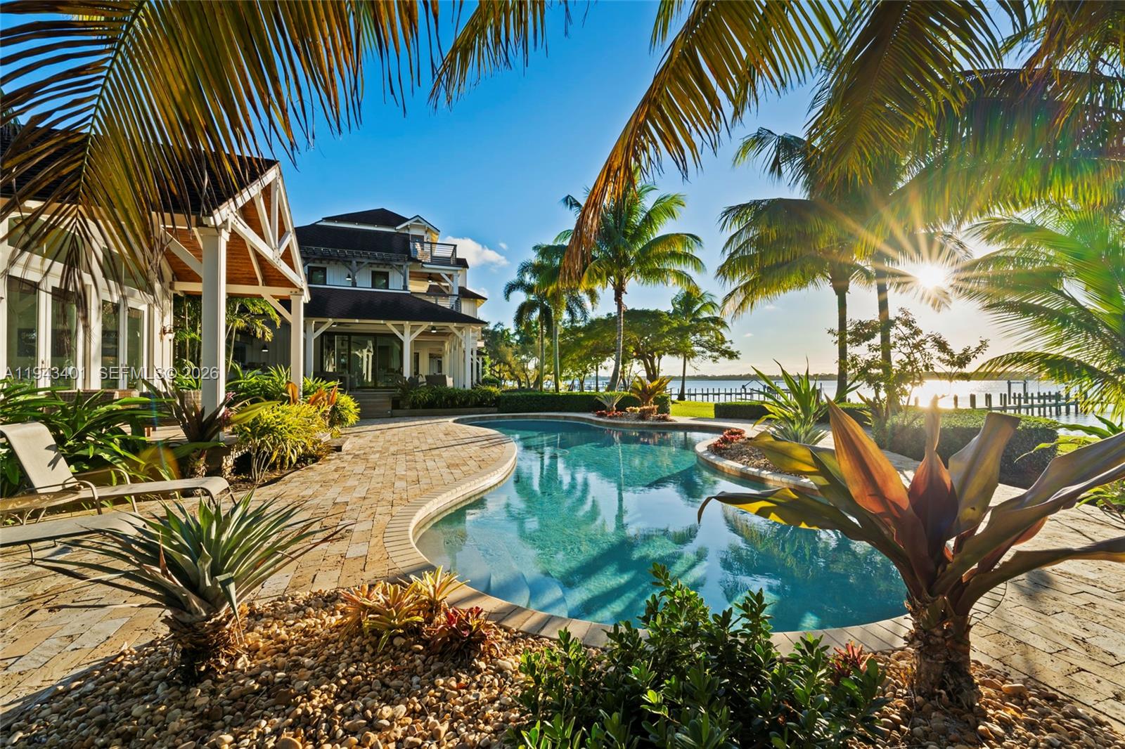 NORTH RIVER SHORES - Residential