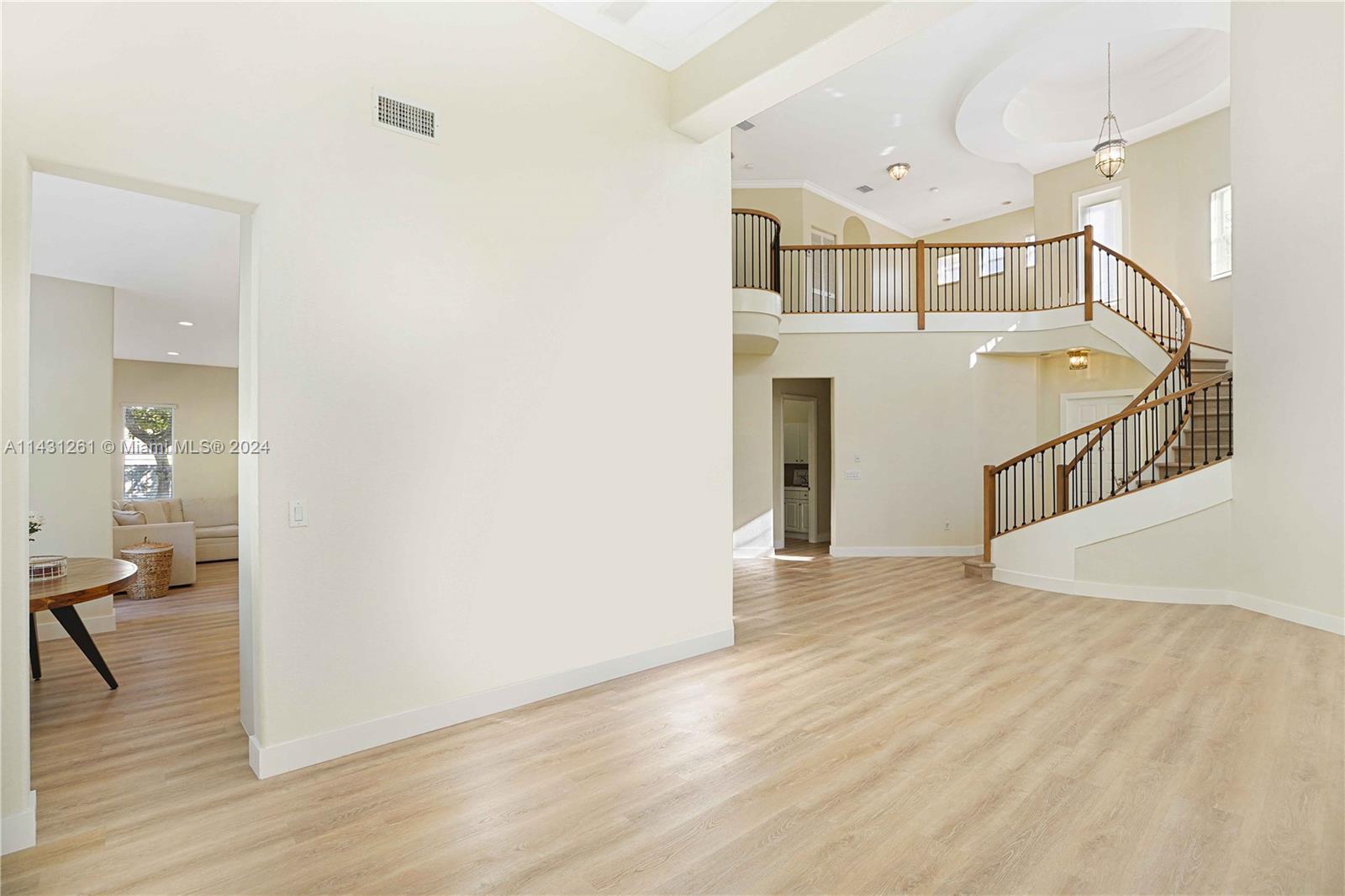 PEMBROKE ISLES III - Residential