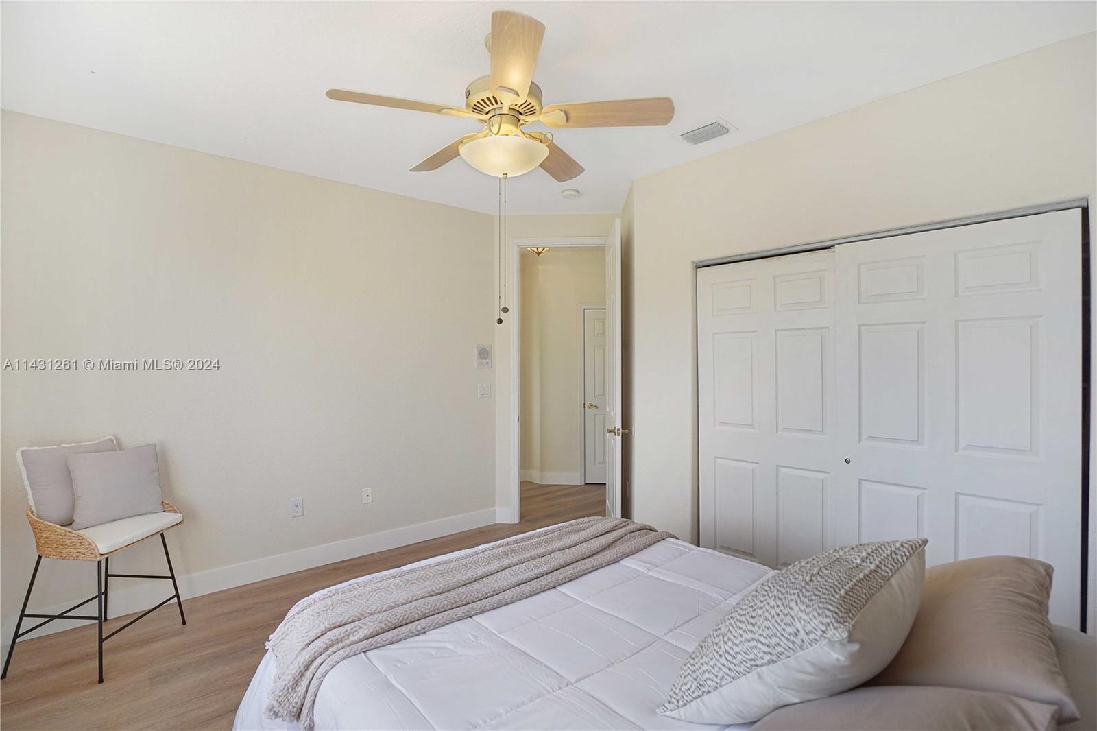 PEMBROKE ISLES III - Residential
