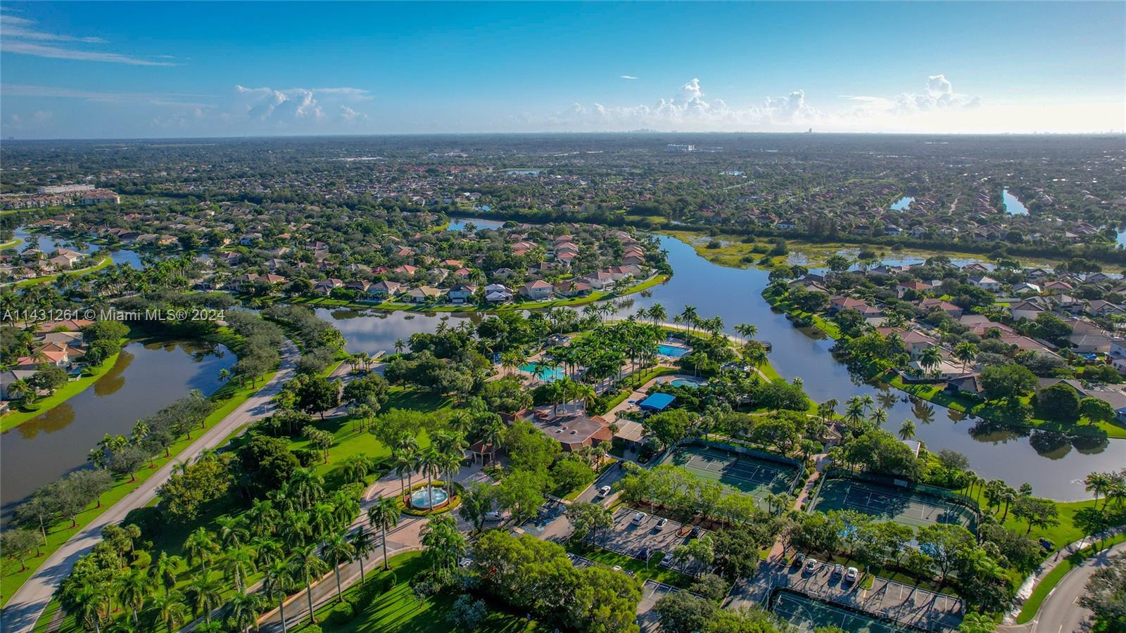 PEMBROKE ISLES III - Residential