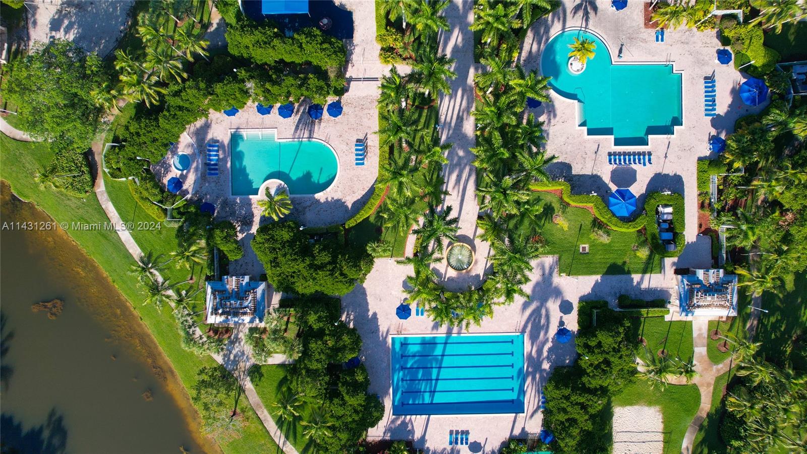 PEMBROKE ISLES III - Residential