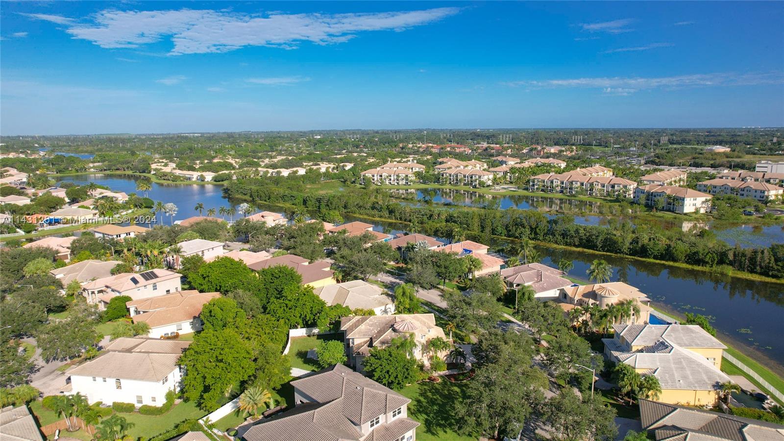 PEMBROKE ISLES III - Residential