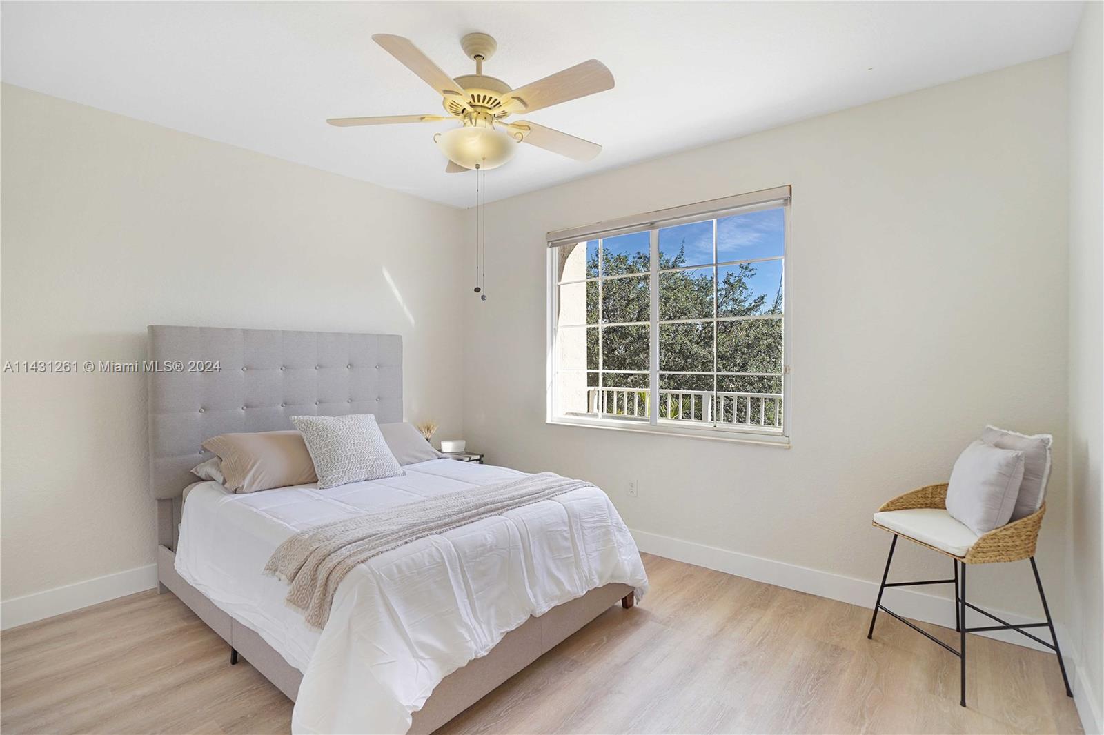 PEMBROKE ISLES III - Residential