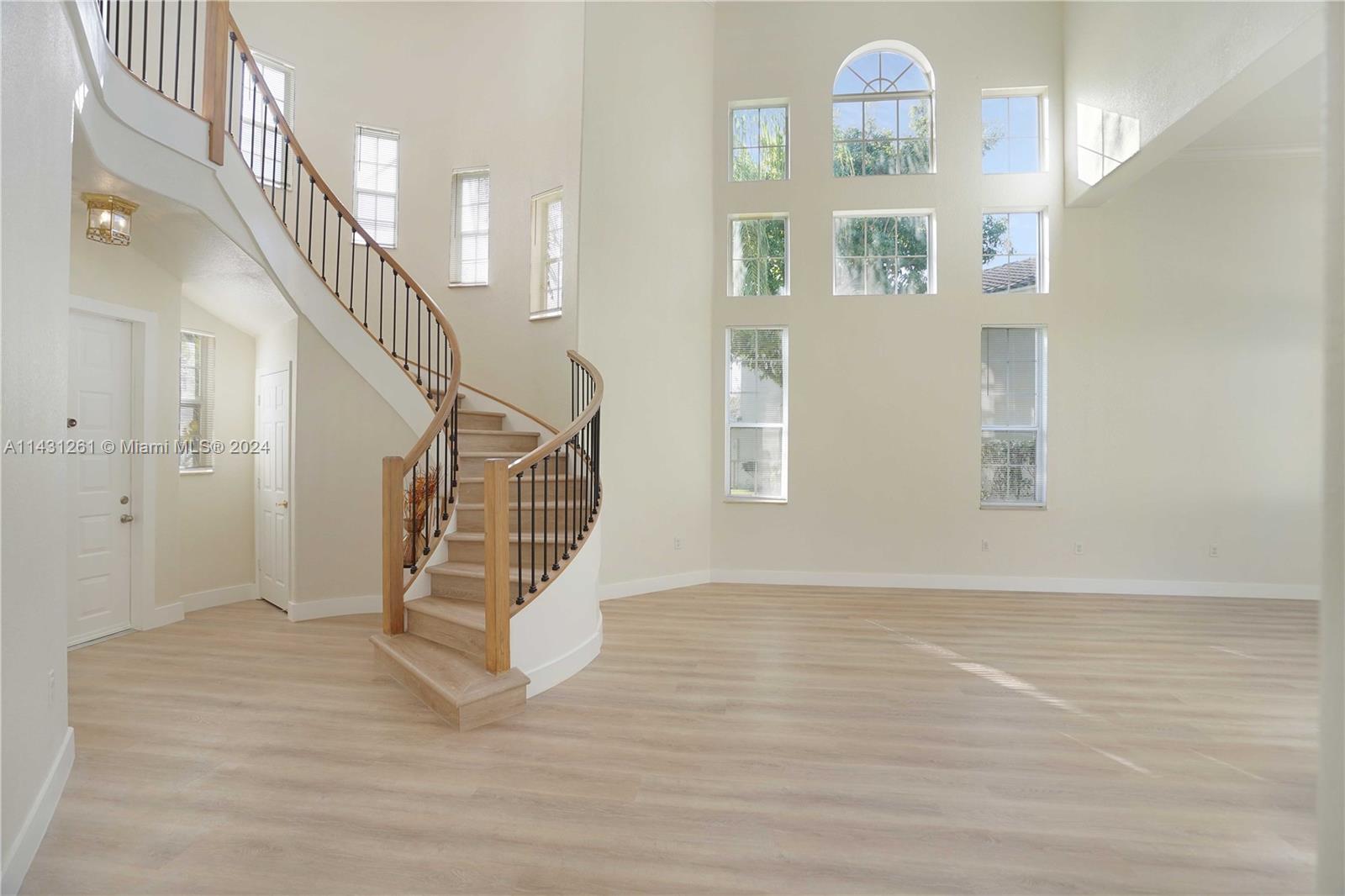 PEMBROKE ISLES III - Residential