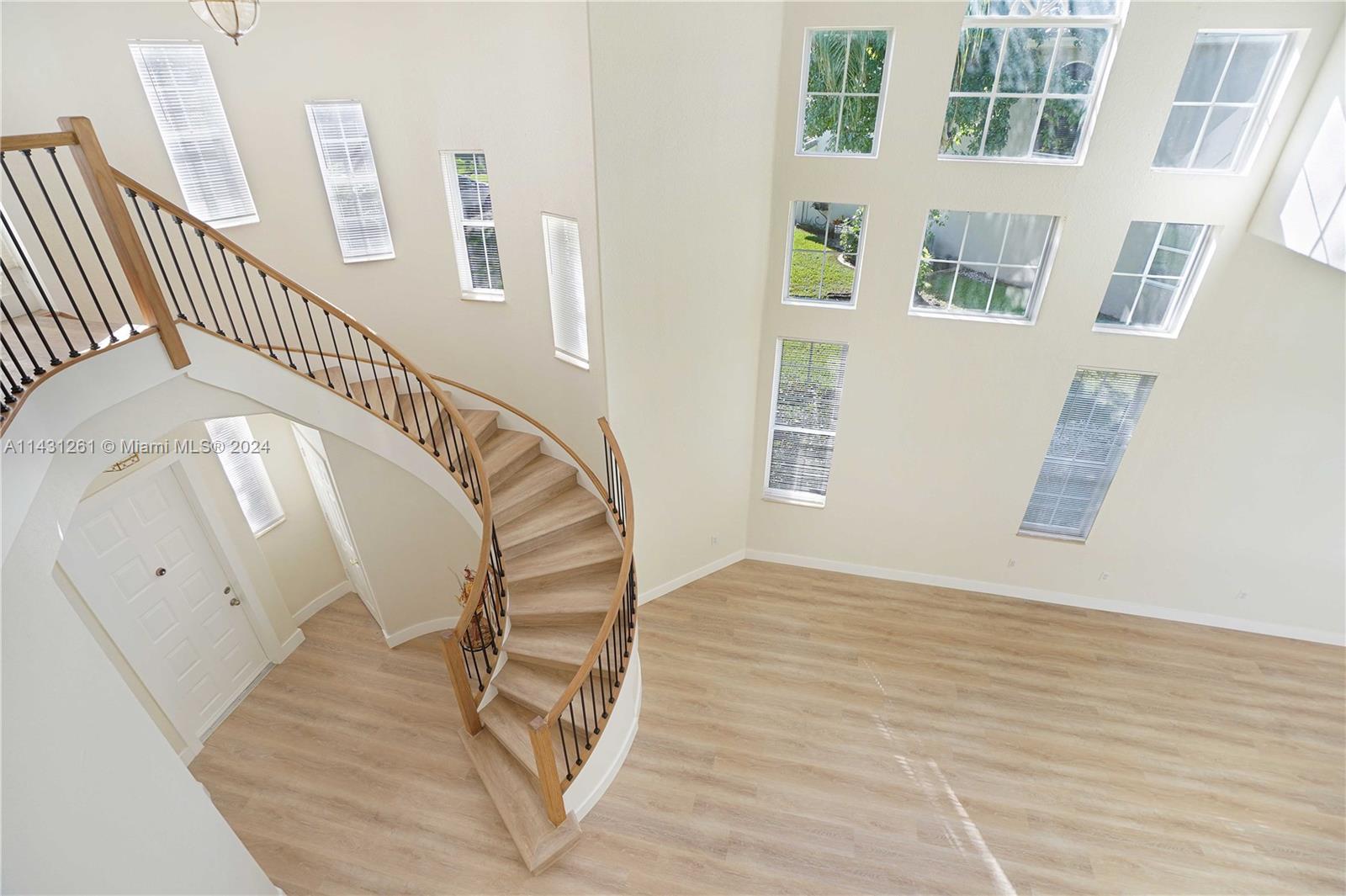 PEMBROKE ISLES III - Residential