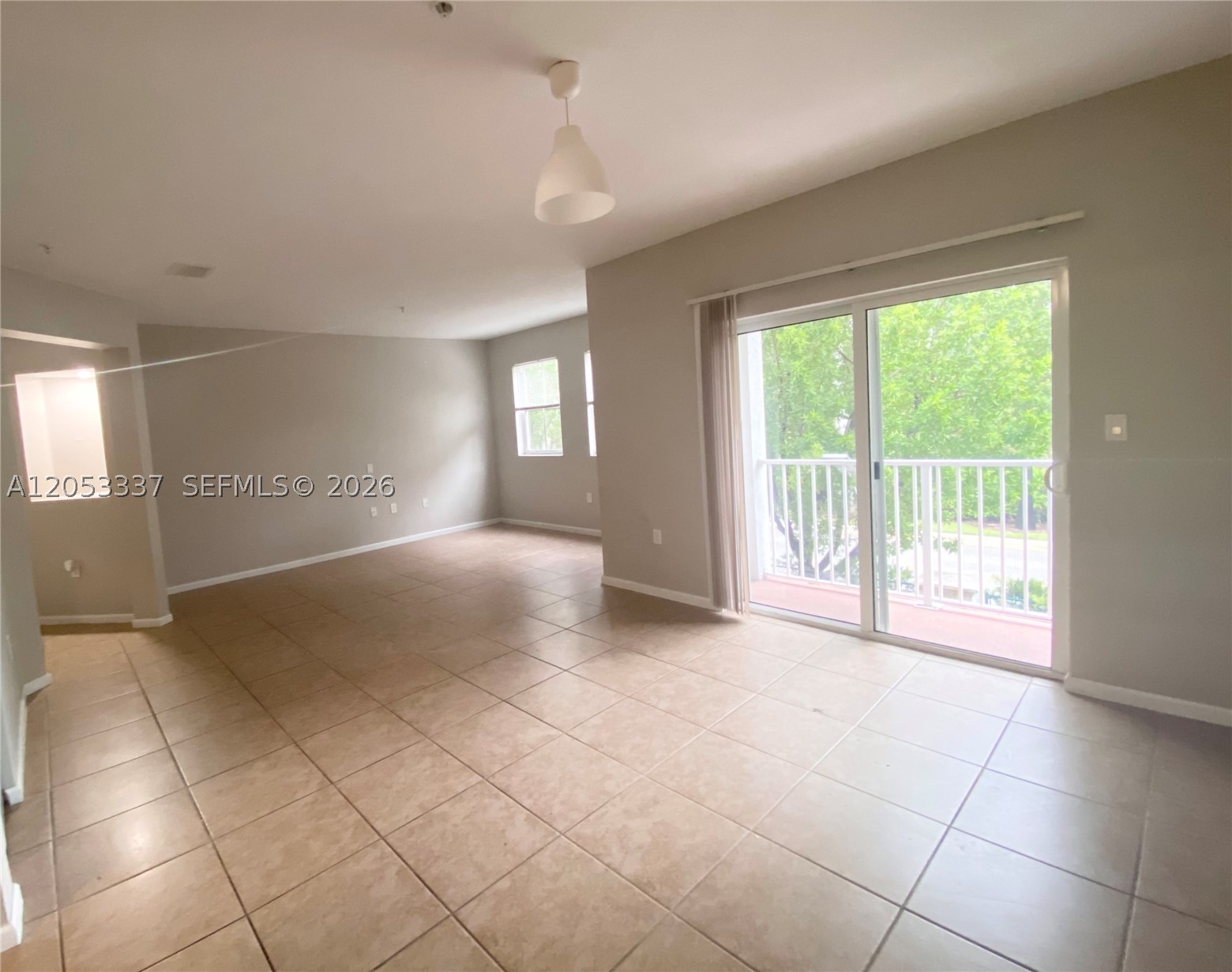 ST MAARTEN AT GRAND BAY C - Residential Lease