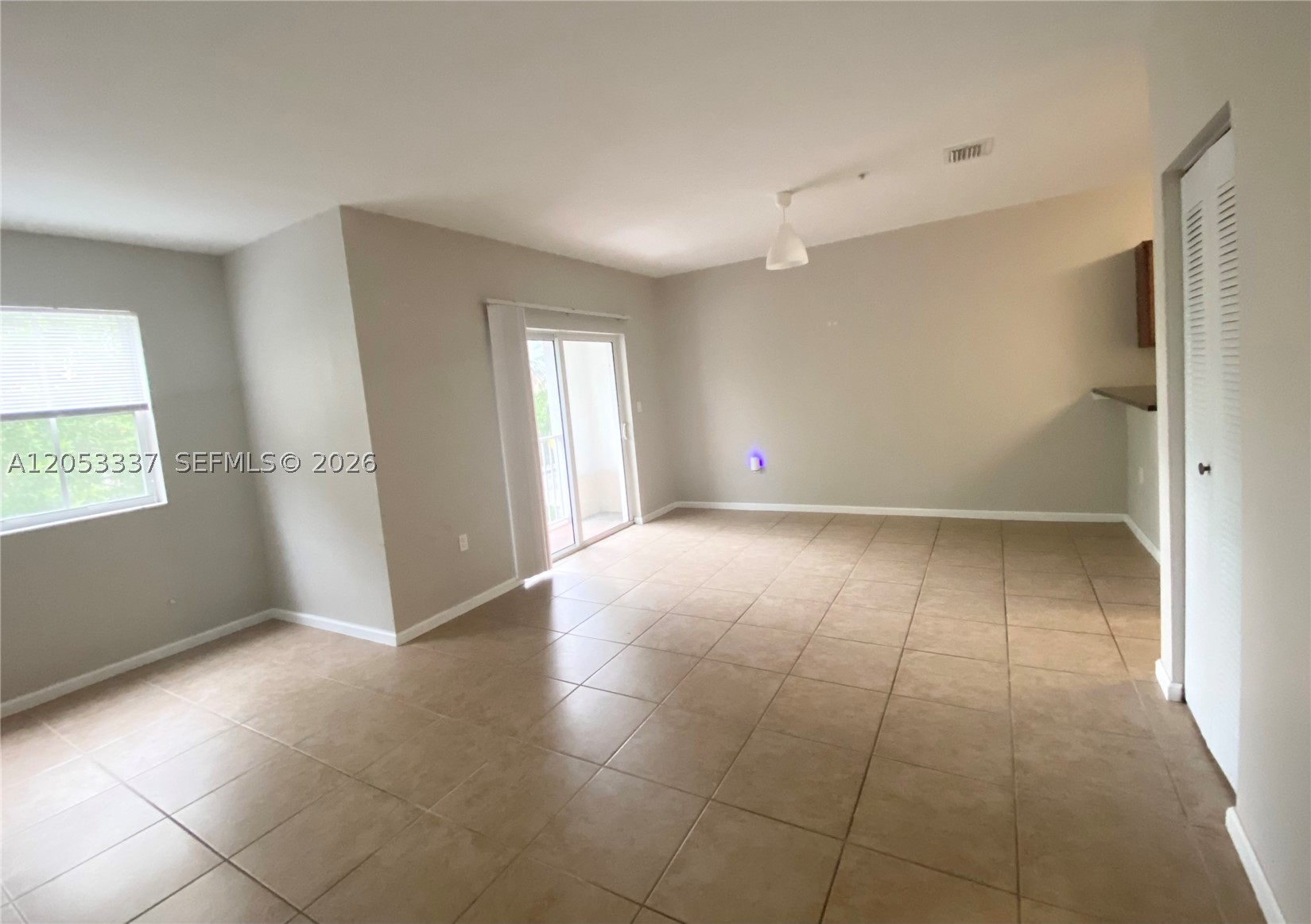 ST MAARTEN AT GRAND BAY C - Residential Lease