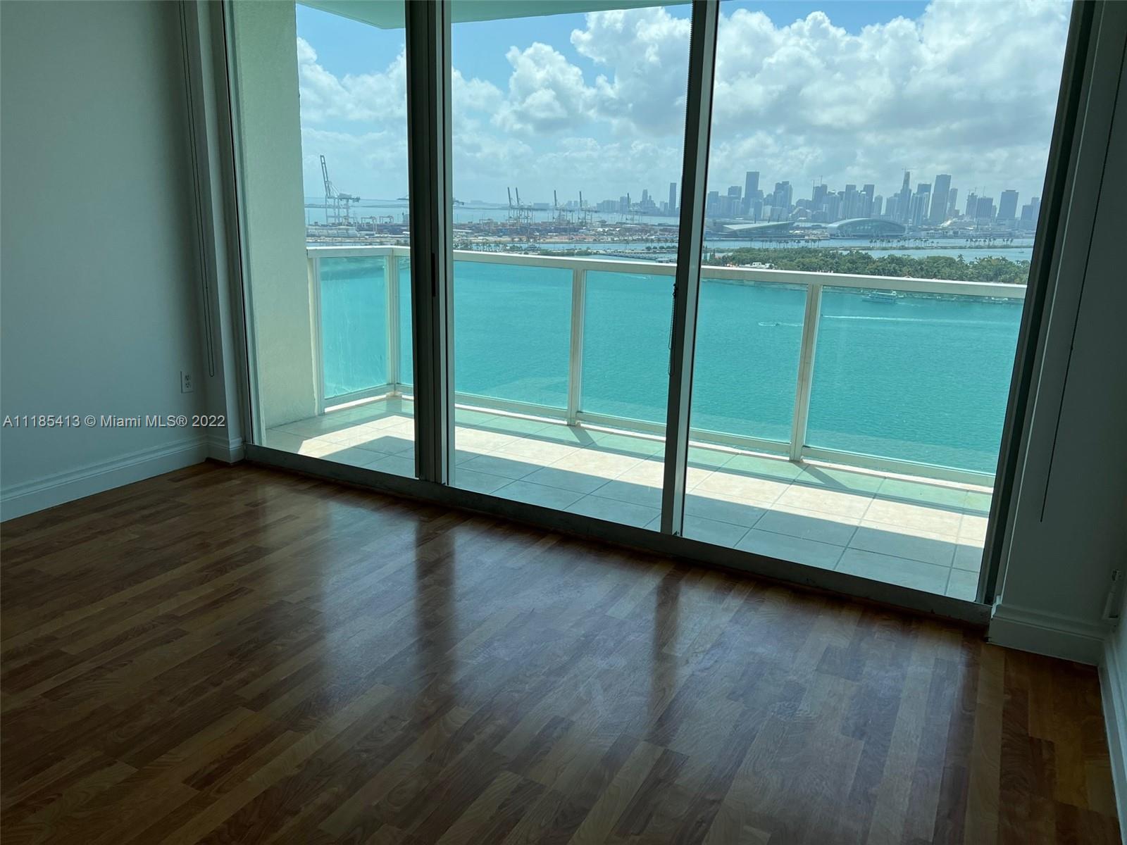 THE FLORIDIAN CONDO - Residential Lease