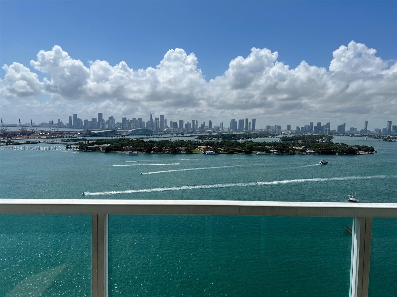 Direct Bay View High Floor 1 Bedroom Available for Lease at Floridian Condominium in Miami Beach. The Panoramic Views of Downtown, Miami Beach, and Islands are Spectacular and will be a new home to a lucky new Resident. 
Building is Full Service with many Amenities: Salon, 2 Pools, Tennis, Gym, 24/7 Security and Valet..
Internet is Included, Easy to Show Call LA for Details.