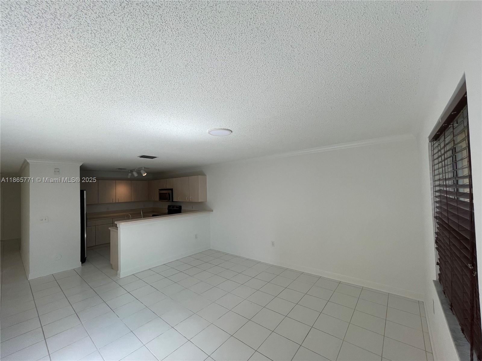 CRYSTAL VIEW TOWNHOMES PL - Residential