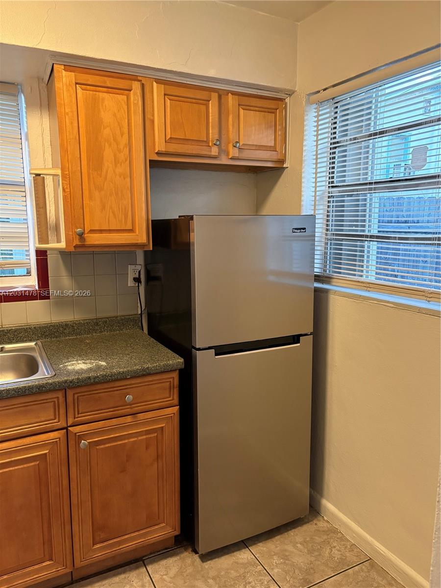 HOLLYWOOD SOUTH SIDE ADD - Residential Lease