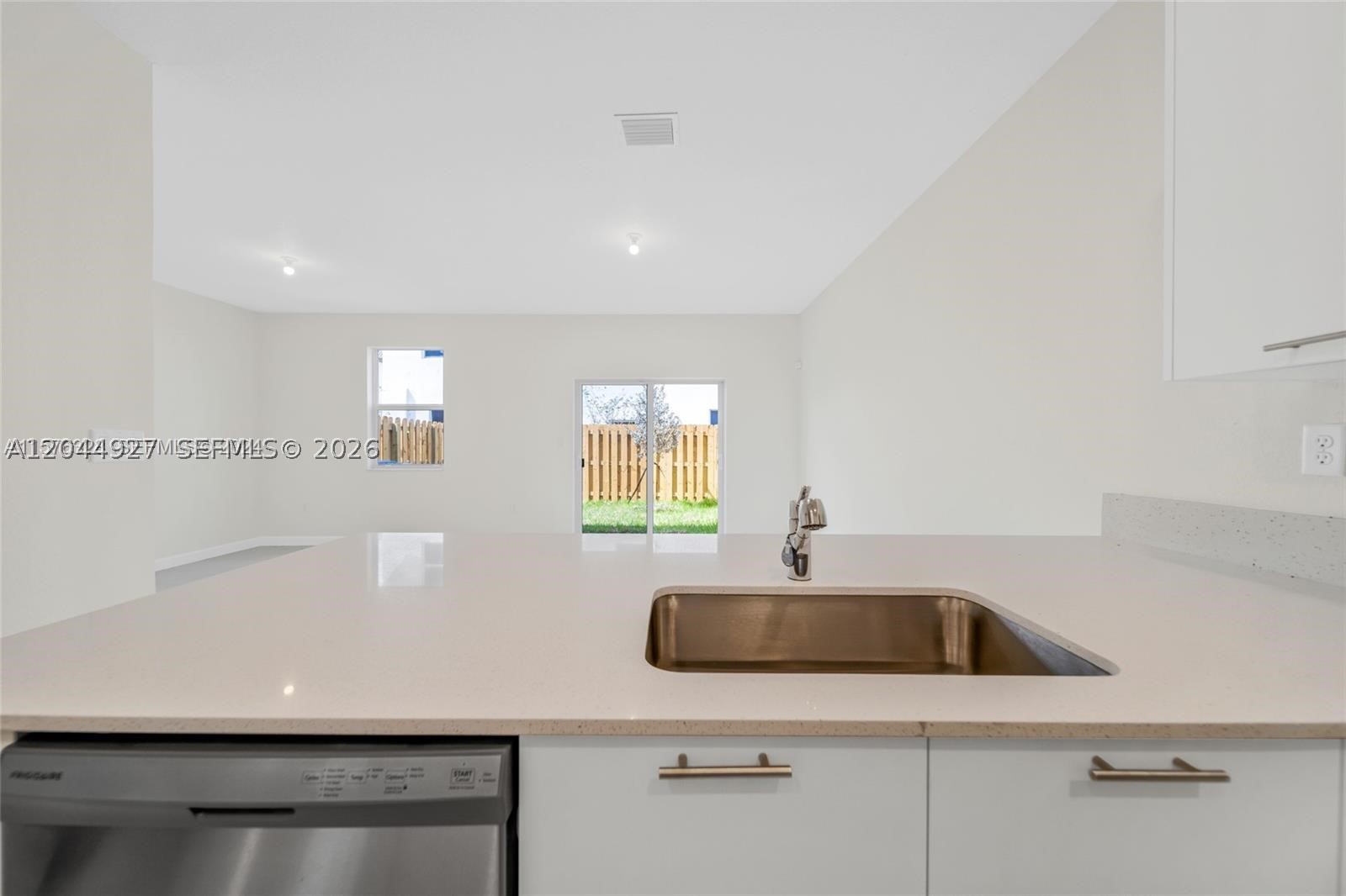 GOLF PARK SEC 1 - Residential