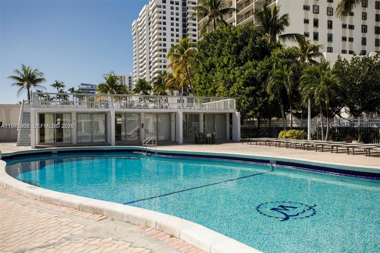 MIRASOL OCEAN TOWERS COND - Residential